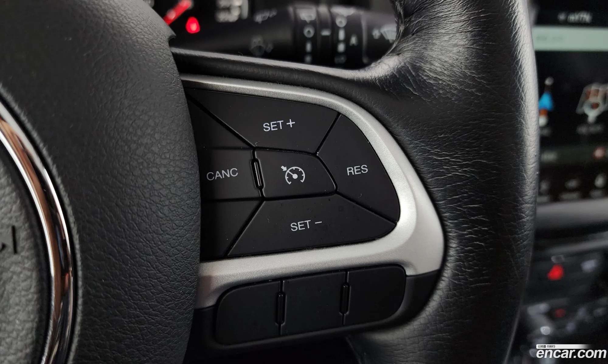 Jeep Renegade 2018 1C4BU0000JPJ07527 — 29