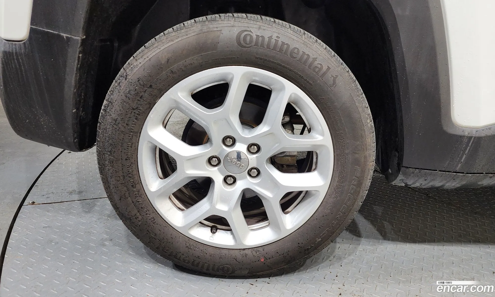 Jeep Renegade 2018 1C4BU0000JPJ07527 — 14