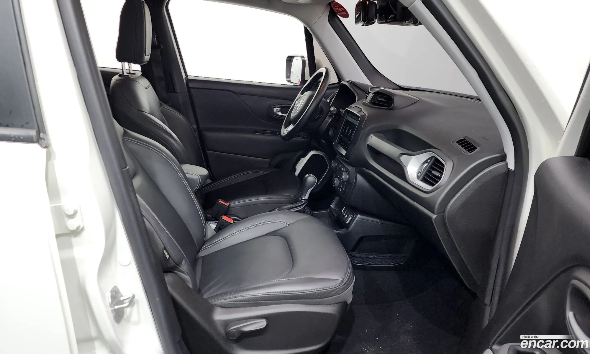 Jeep Renegade 2018 1C4BU0000JPJ07527 — 10