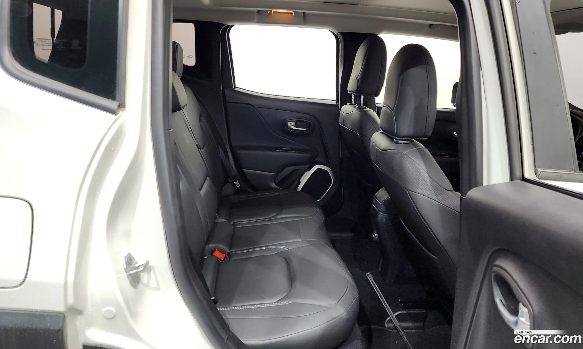 Jeep Renegade 2018 1C4BU0000JPJ07527 — 23