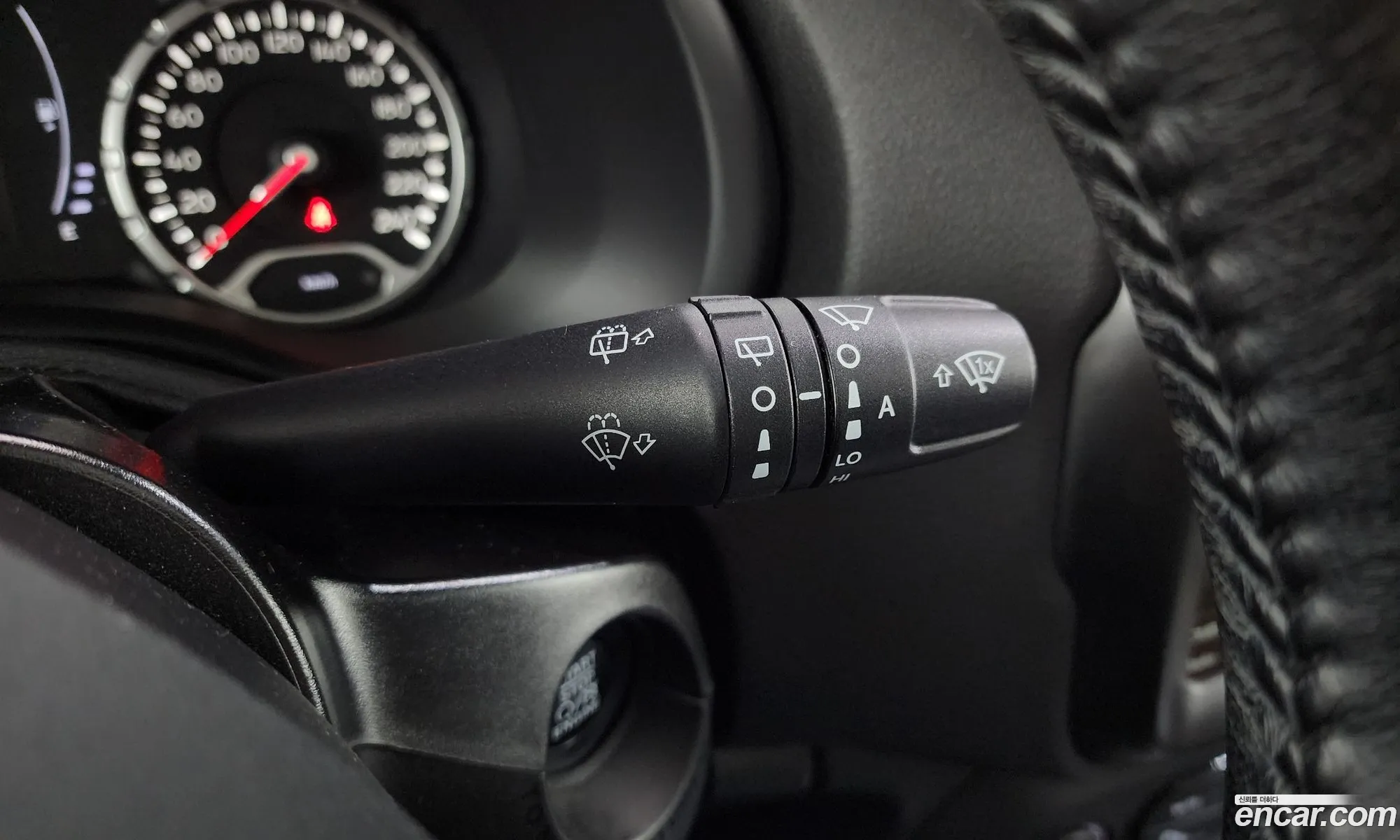 Jeep Renegade 2018 1C4BU0000JPJ07527 — 2