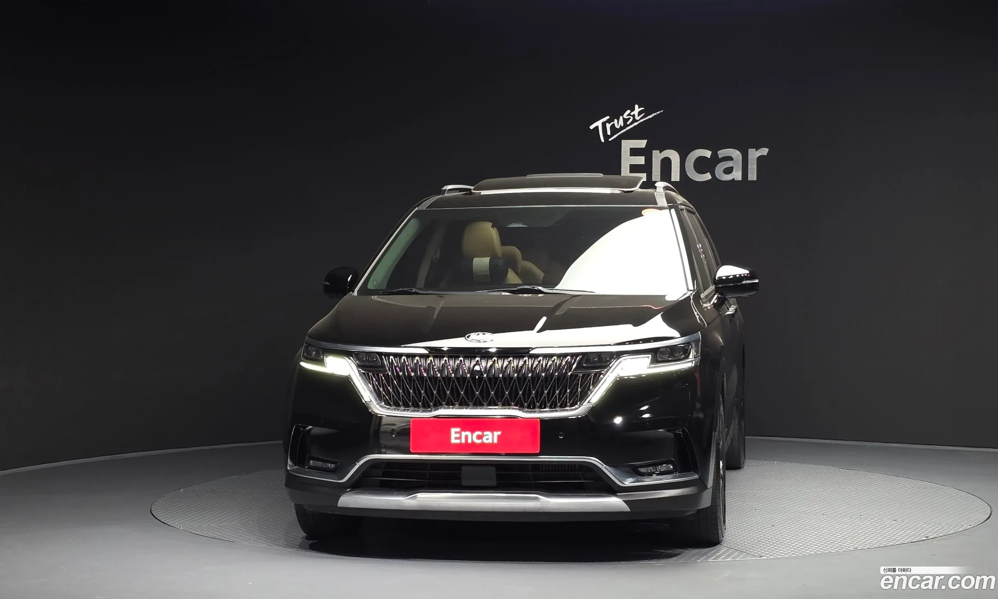 Kia Carnival 2021 — 9