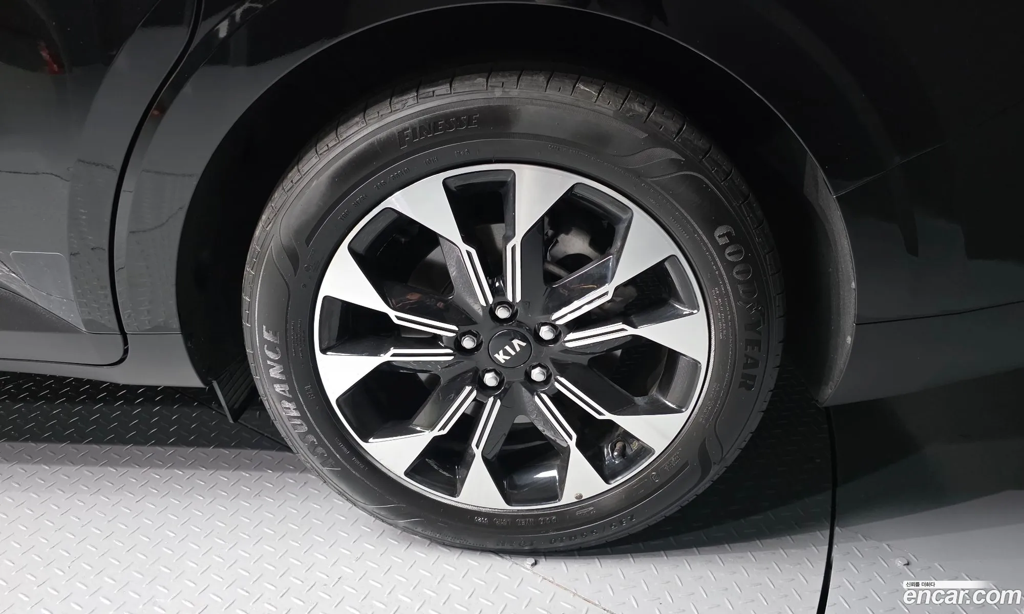Kia Carnival 2021 — 13