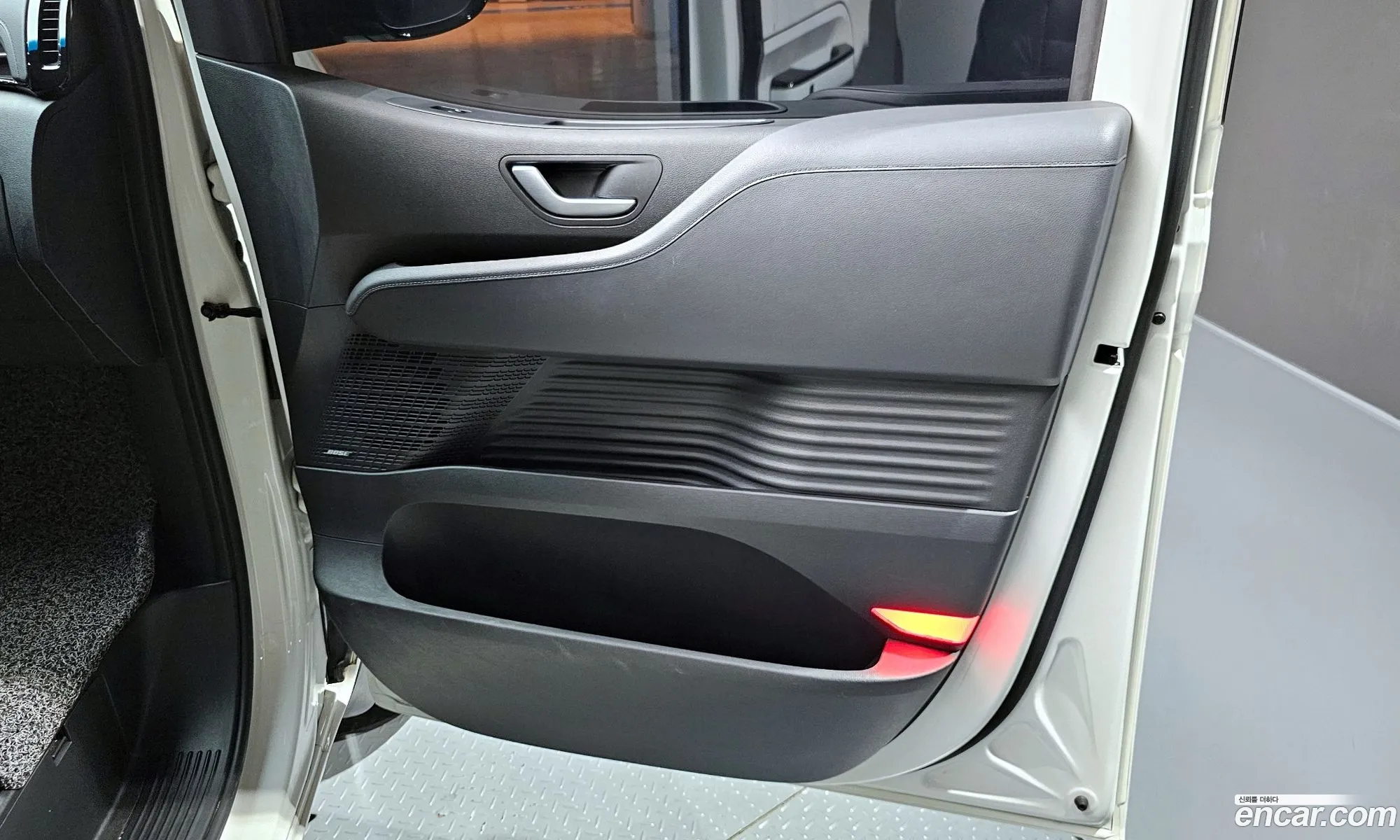 Hyundai Staria 2021 — 21