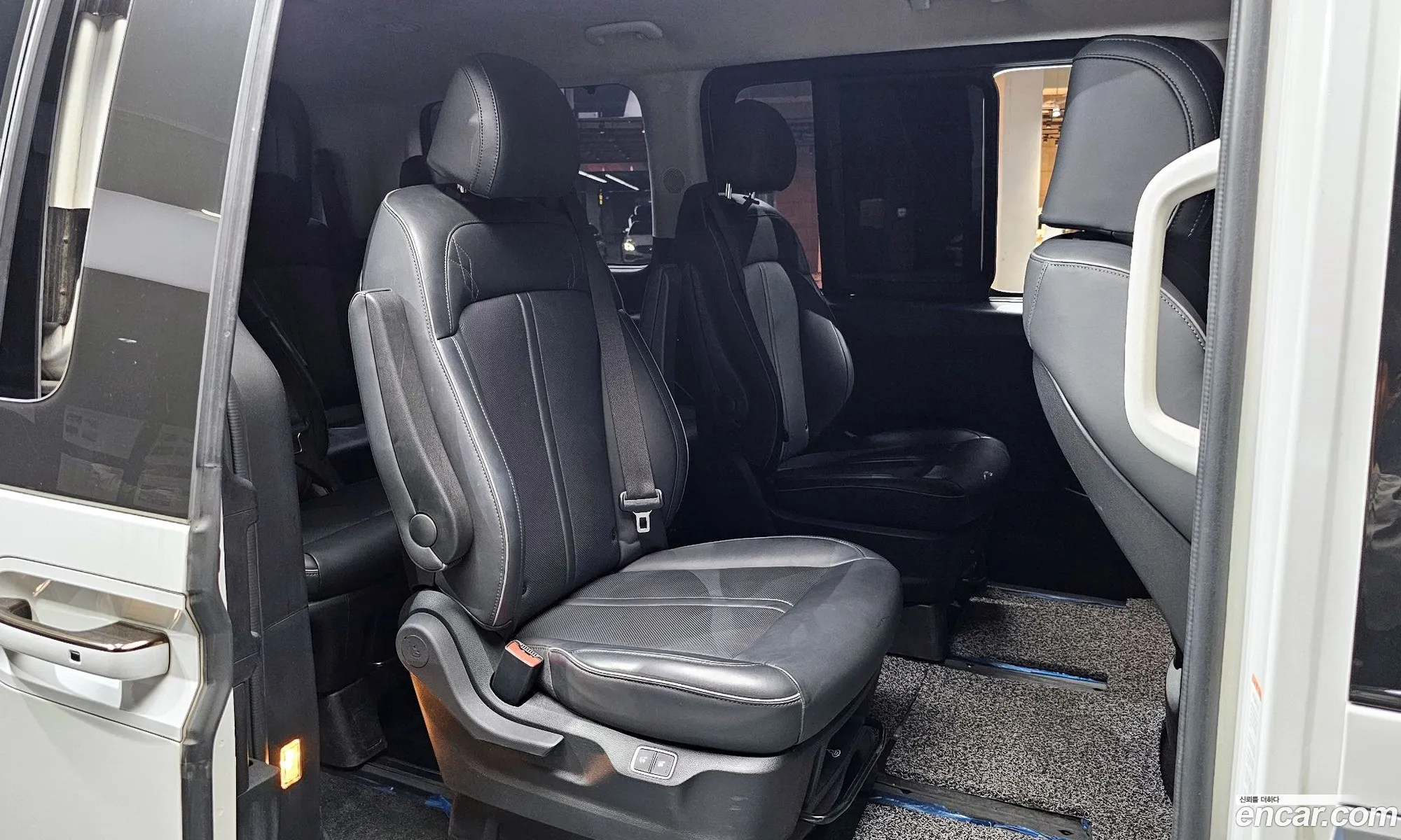 Hyundai Staria 2021 — 8