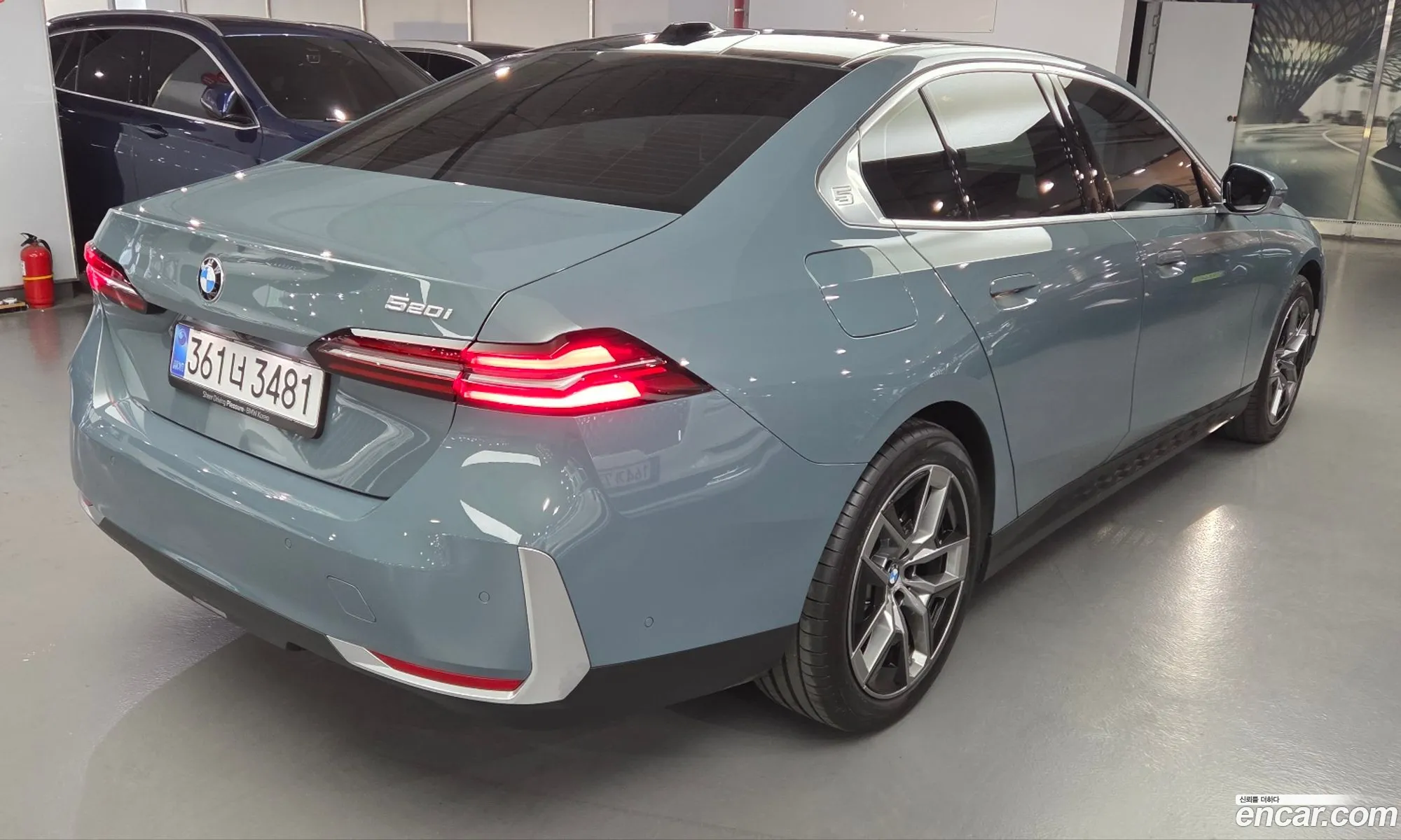 BMW 5 Series 2025 — 4
