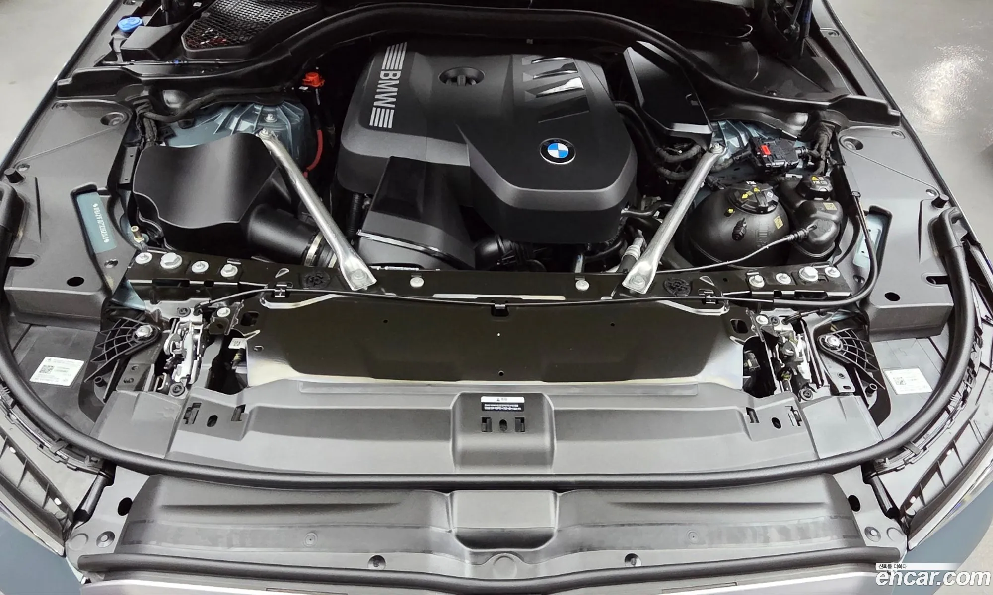 BMW 5 Series 2025 — 10