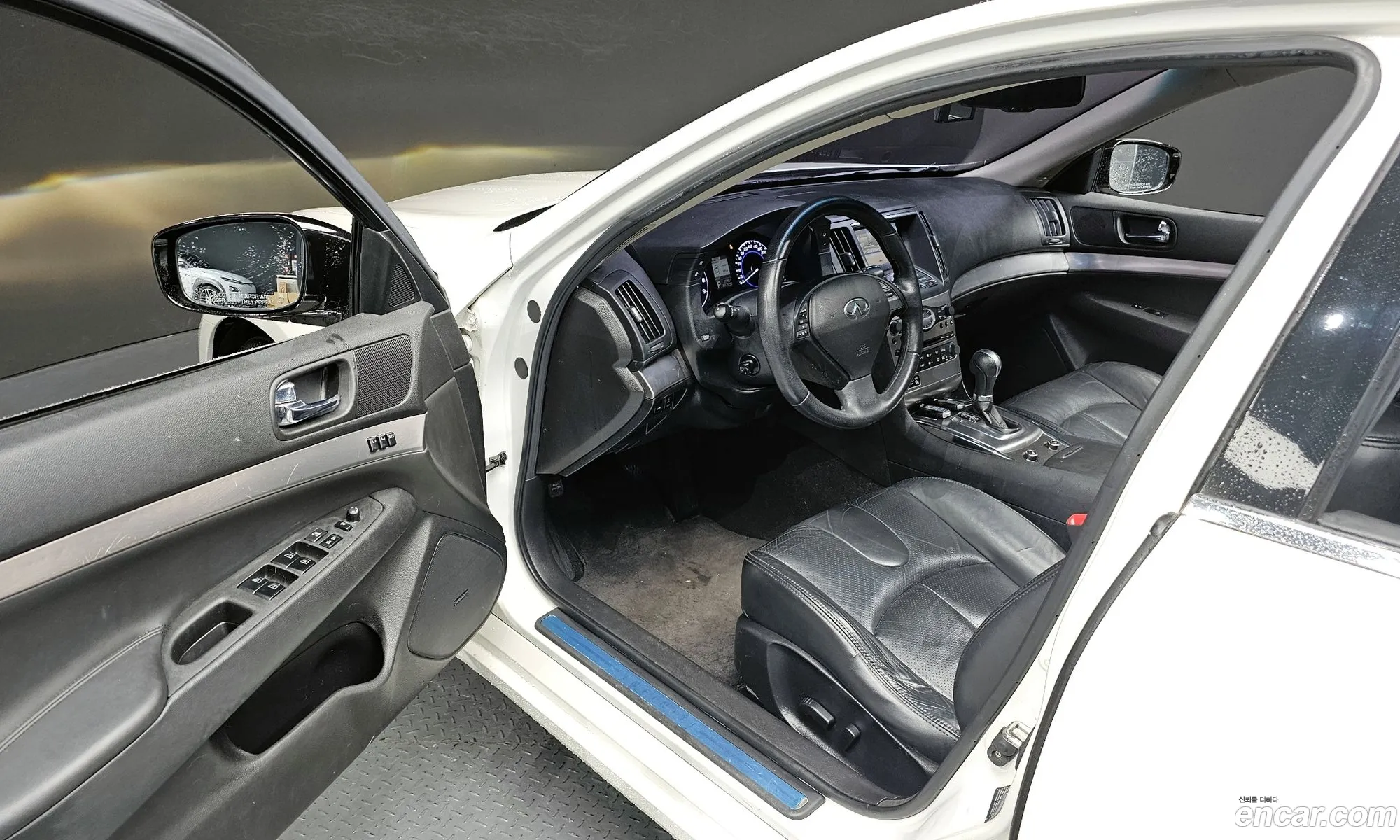 Infiniti G25 2013 — 2