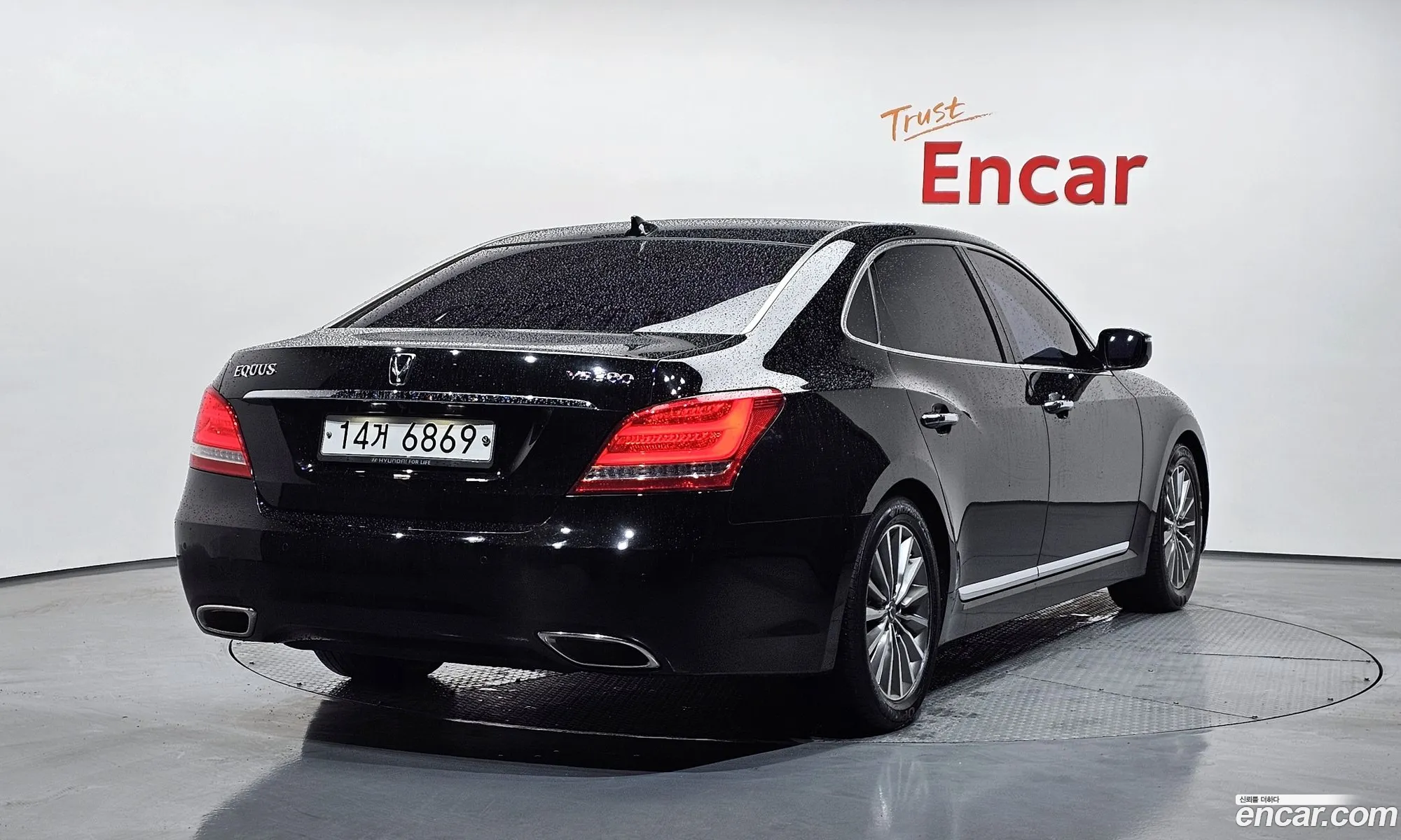Hyundai Equus 2013 — 29