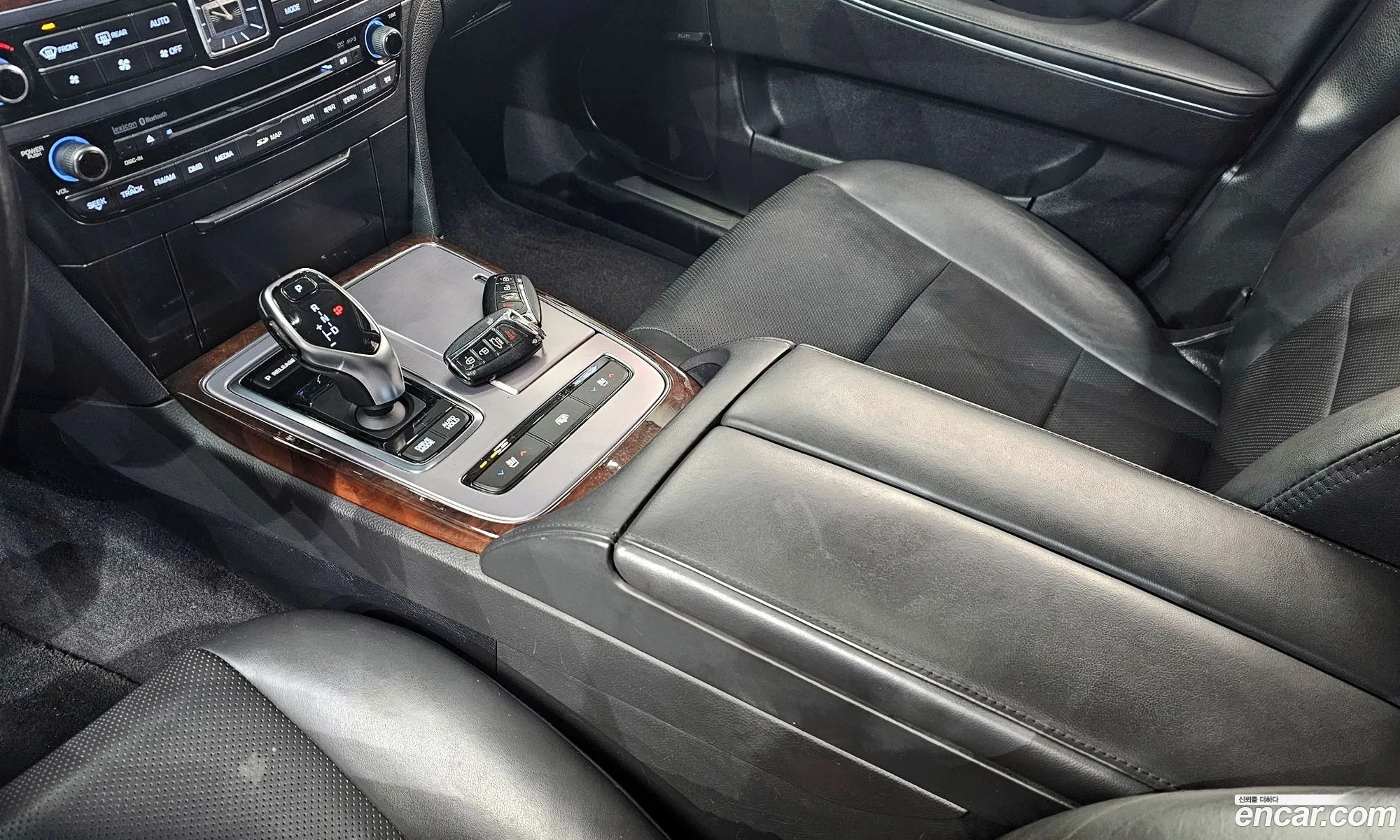 Hyundai Equus 2013 — 4