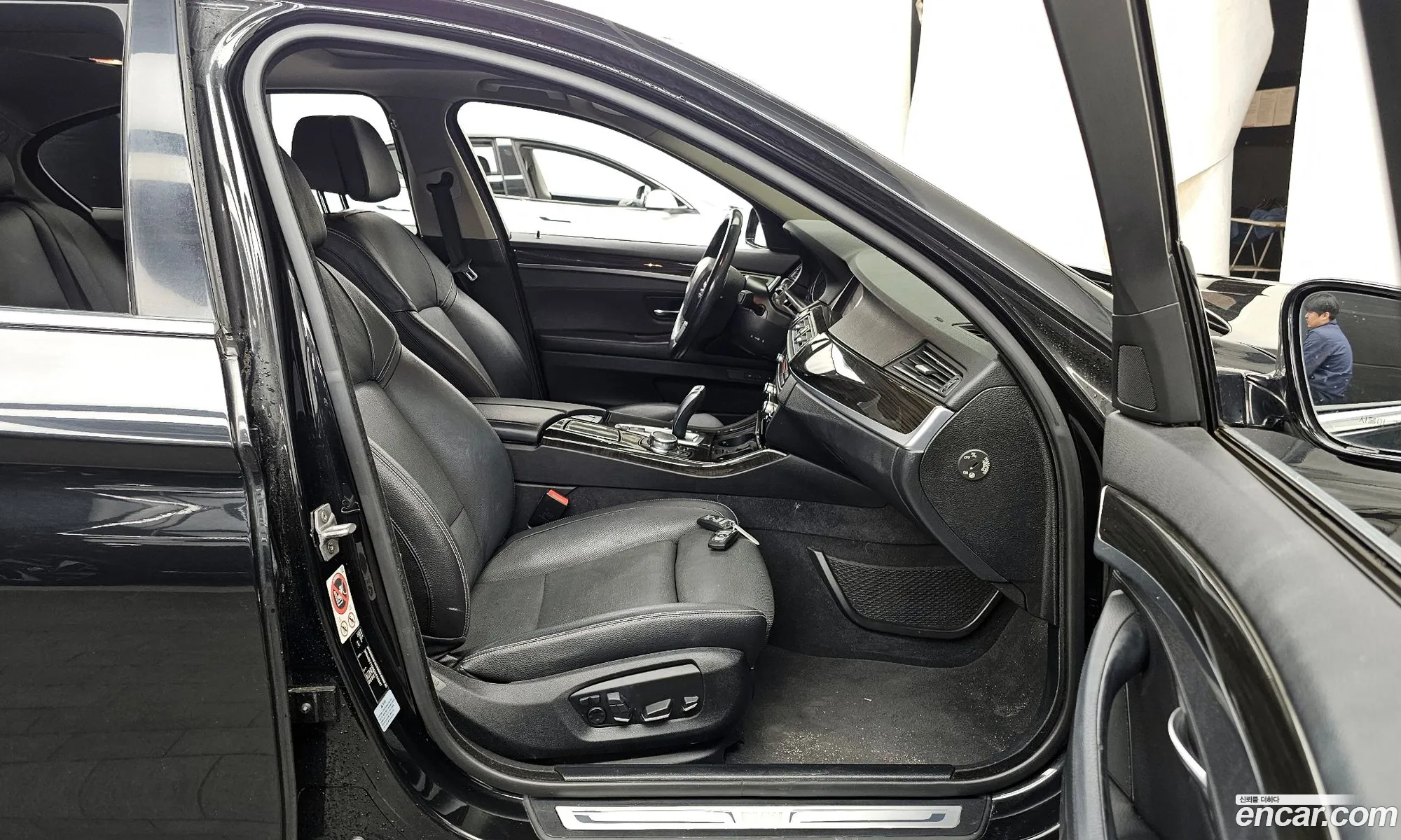 BMW 5 Series 2015 WBA5E7106GG158047 — 16