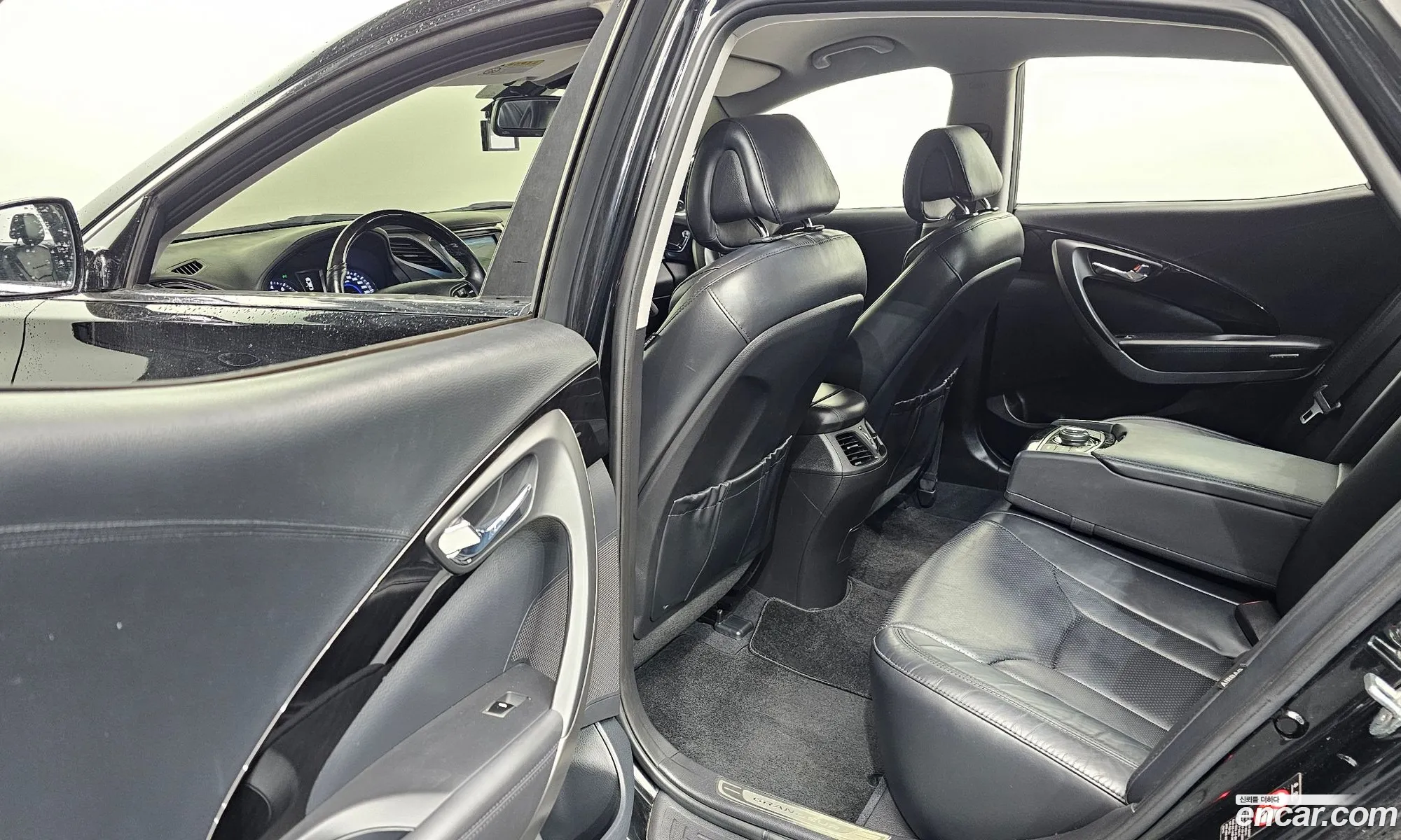 Hyundai Grandeur HG 2014 — 18
