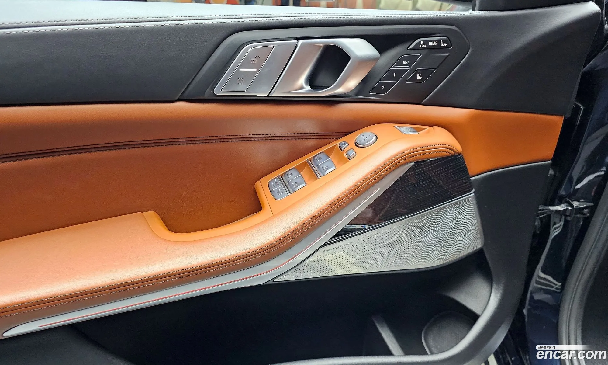BMW X7 2021 — 12