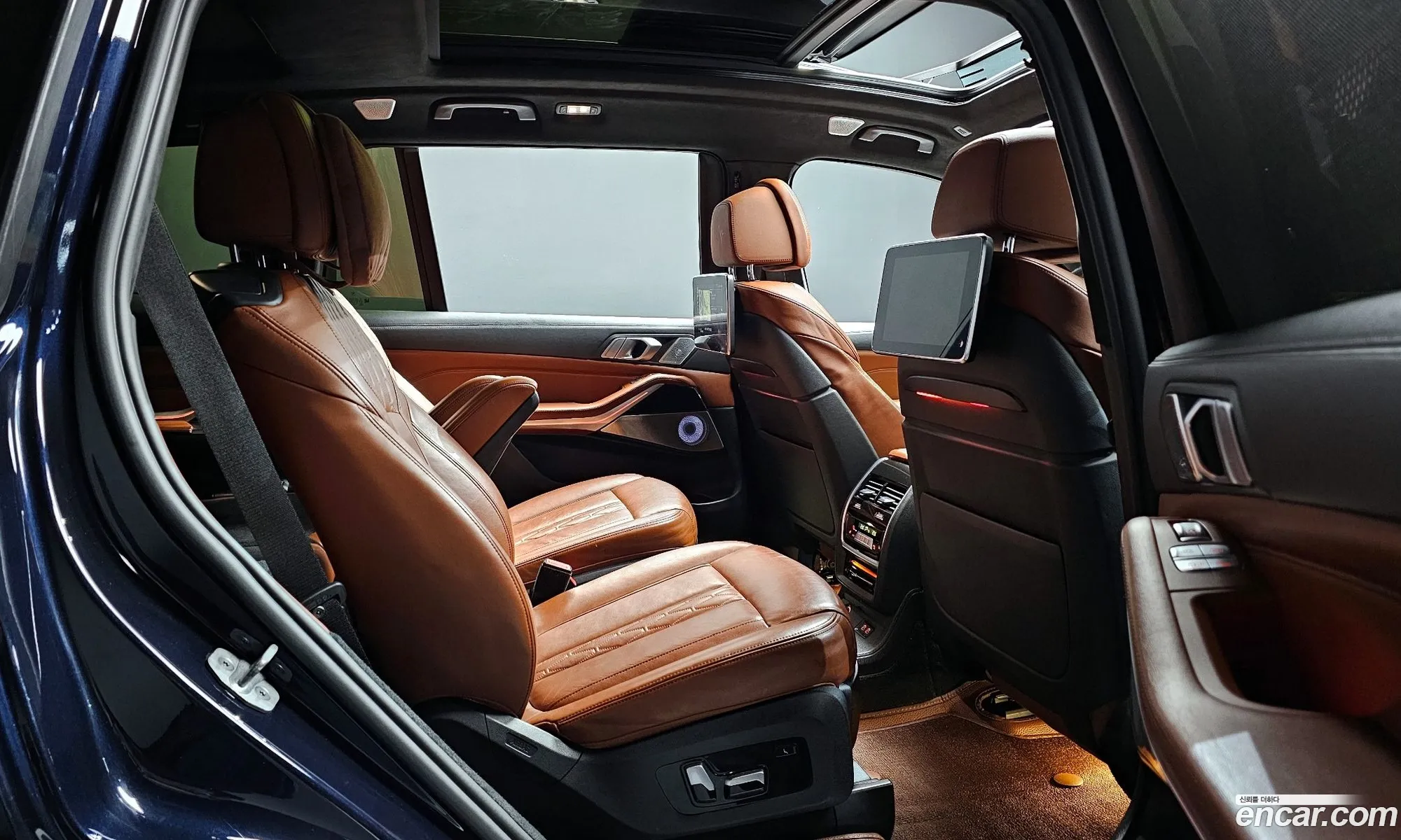 BMW X7 2021 — 13