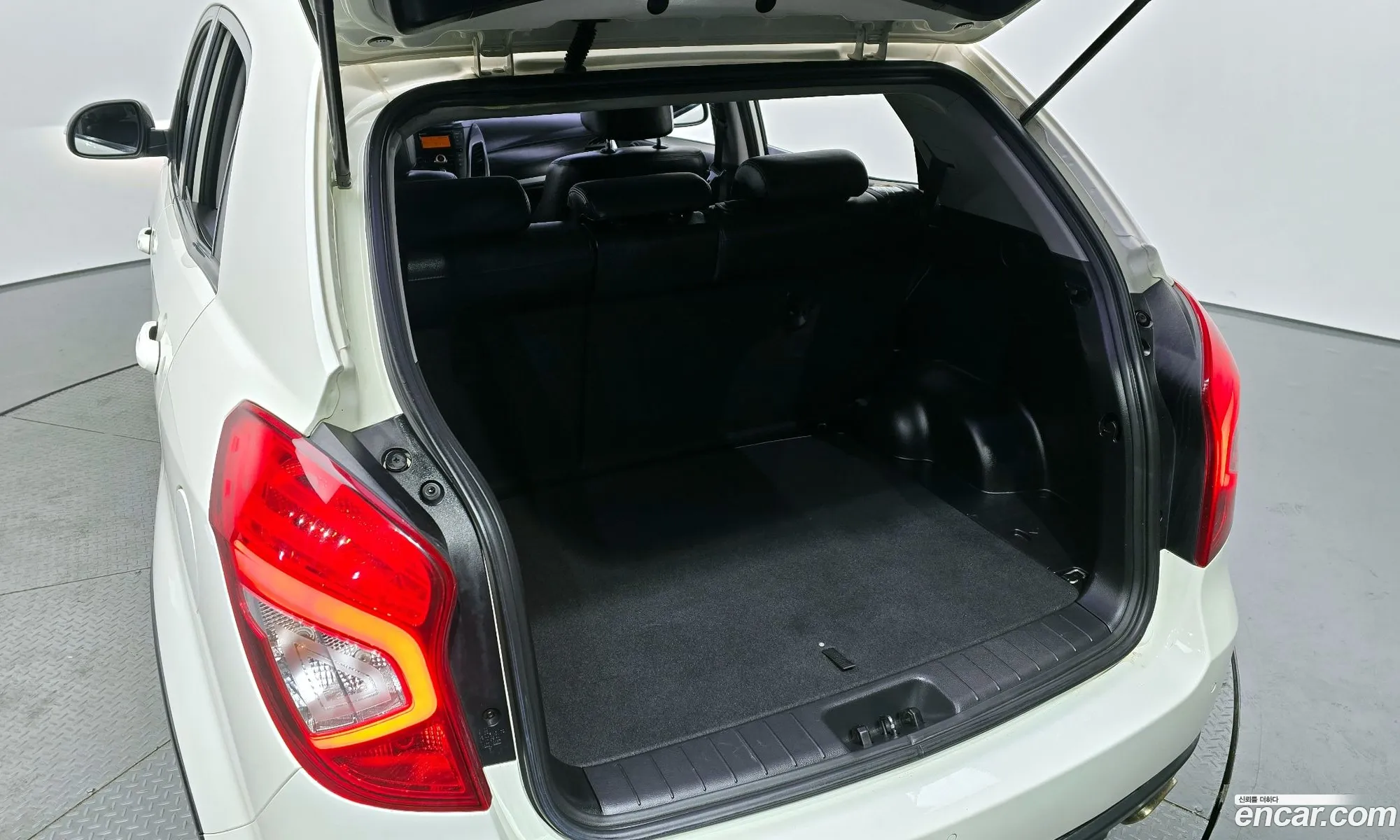 KG Mobility (SsangYong) Korando C 2015 — 9