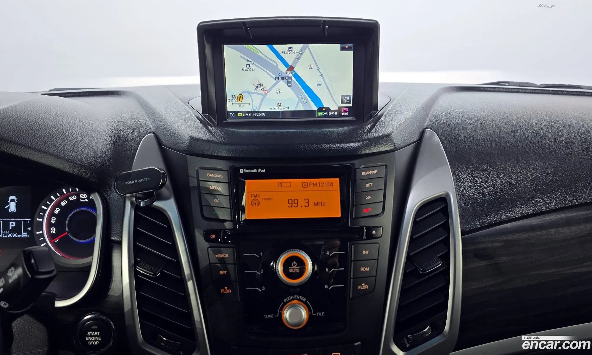 KG Mobility (SsangYong) Korando C 2015 — 10