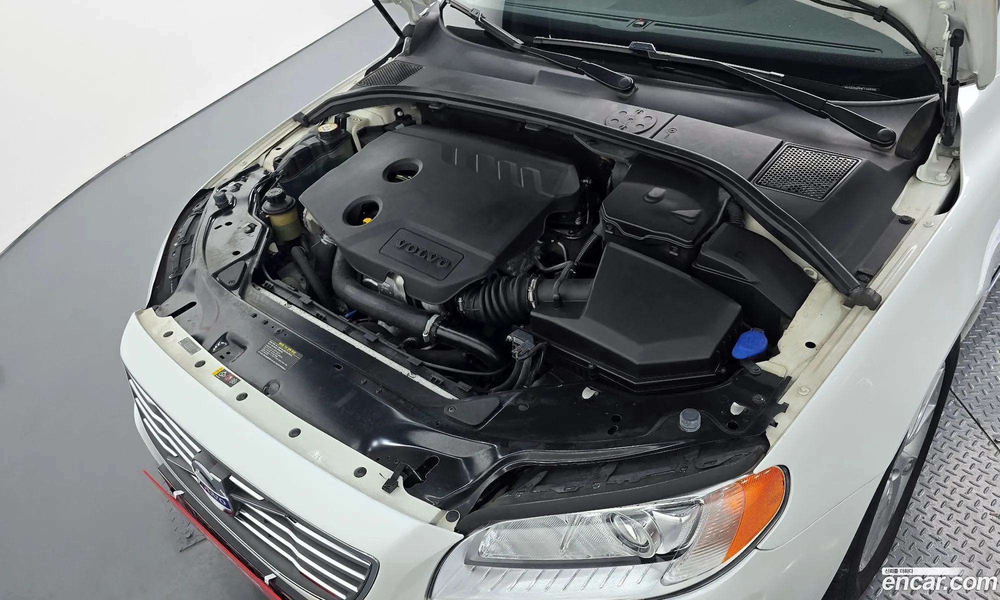 Volvo S80 2014 — 33