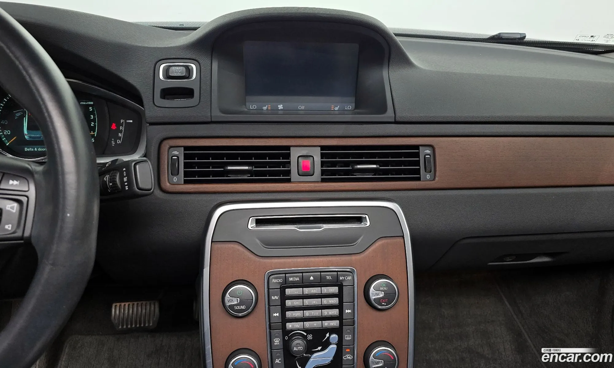 Volvo S80 2014 — 37
