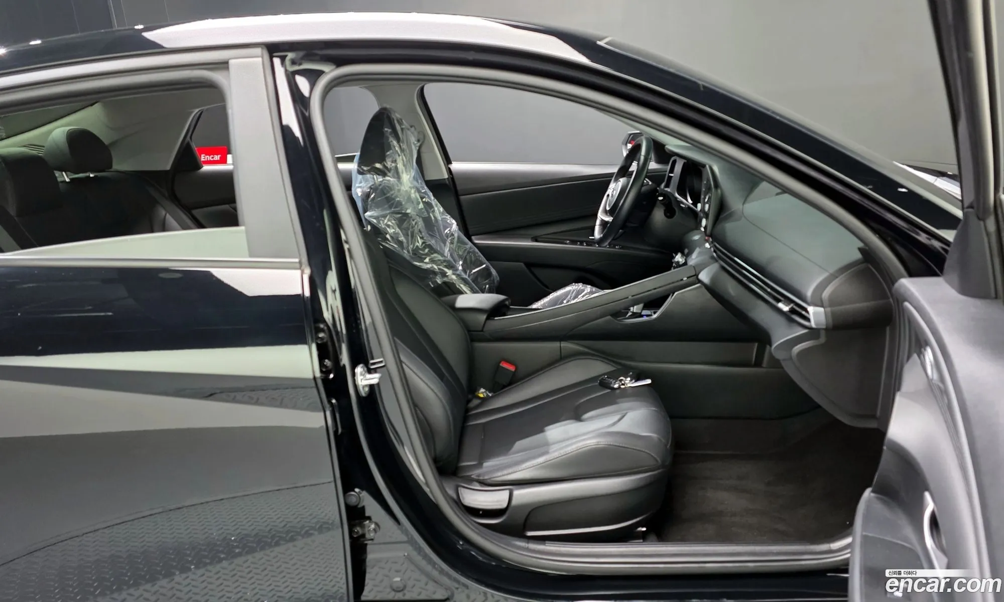 Hyundai Elantra Hybrid 2021 — 16