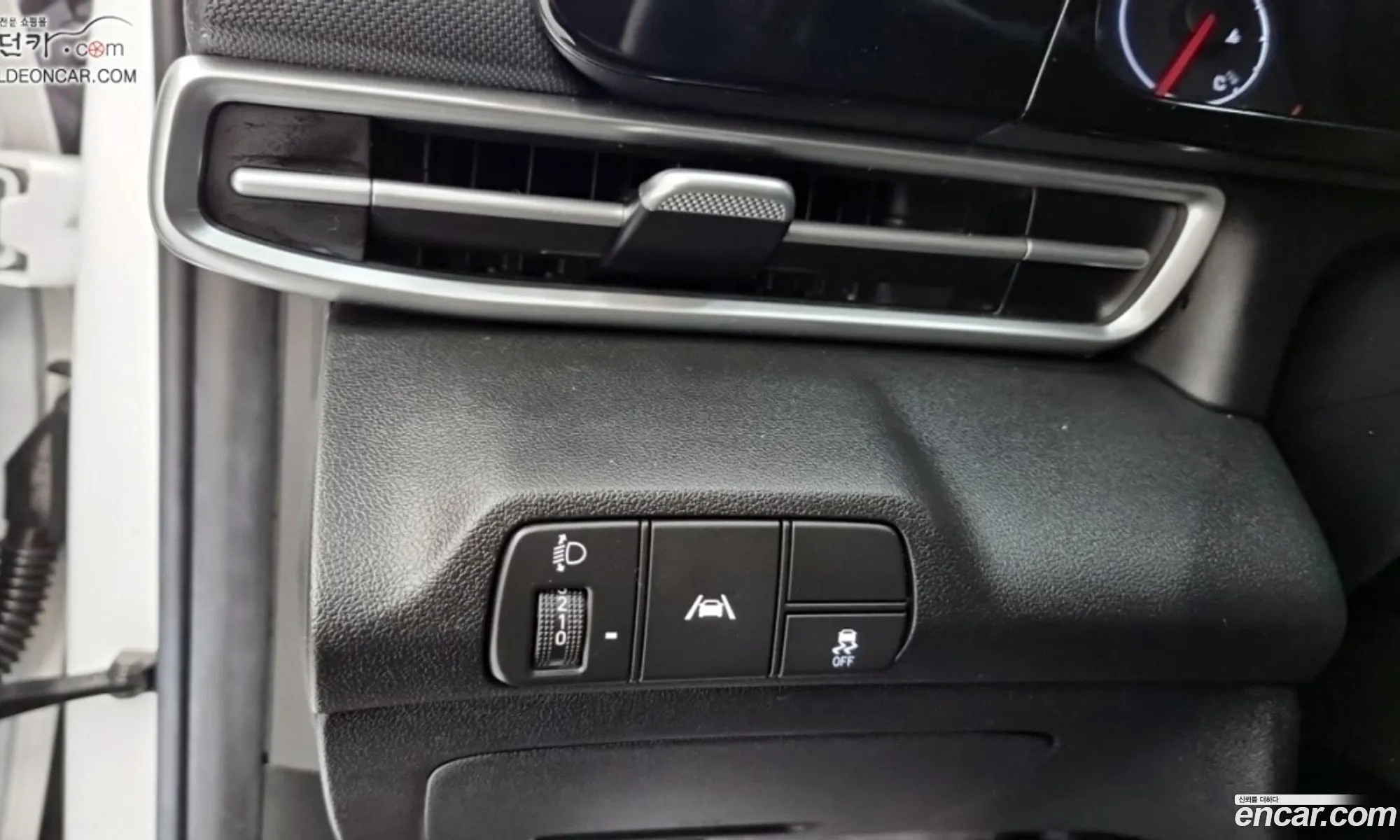 Hyundai Elantra 2021 — 12