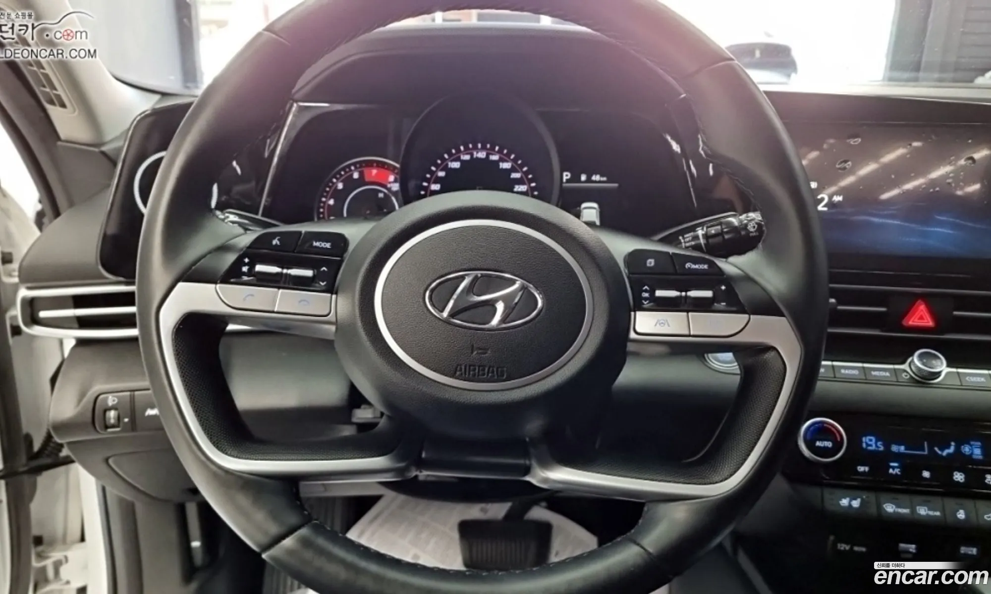 Hyundai Elantra 2021 — 2