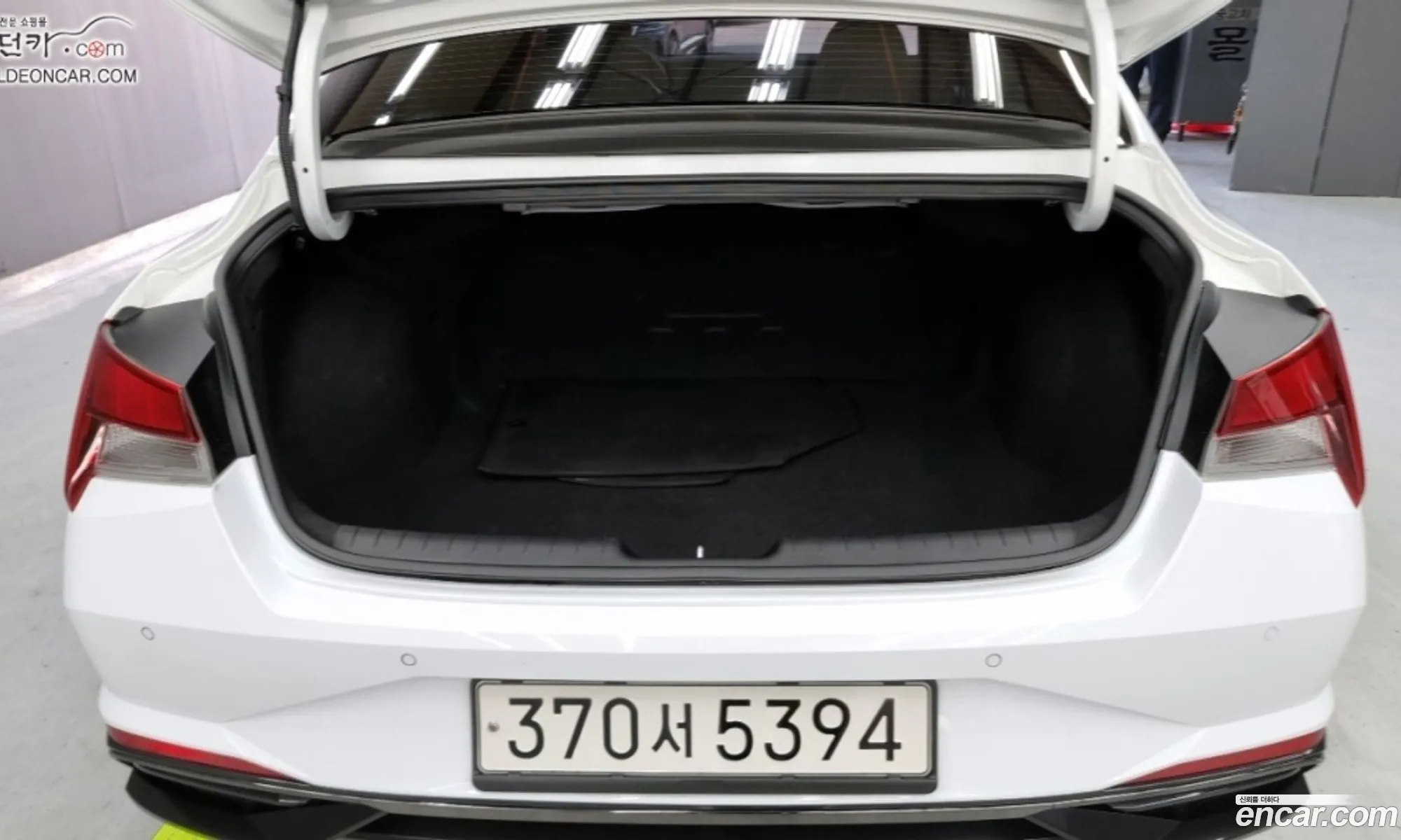 Hyundai Elantra 2021 — 15