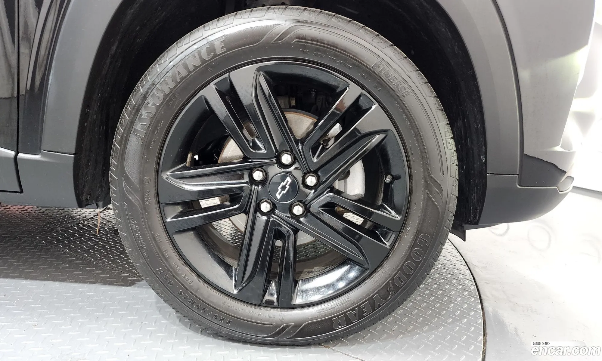 Chevrolet (GM Daewoo) Trax Crossover 2023 — 21