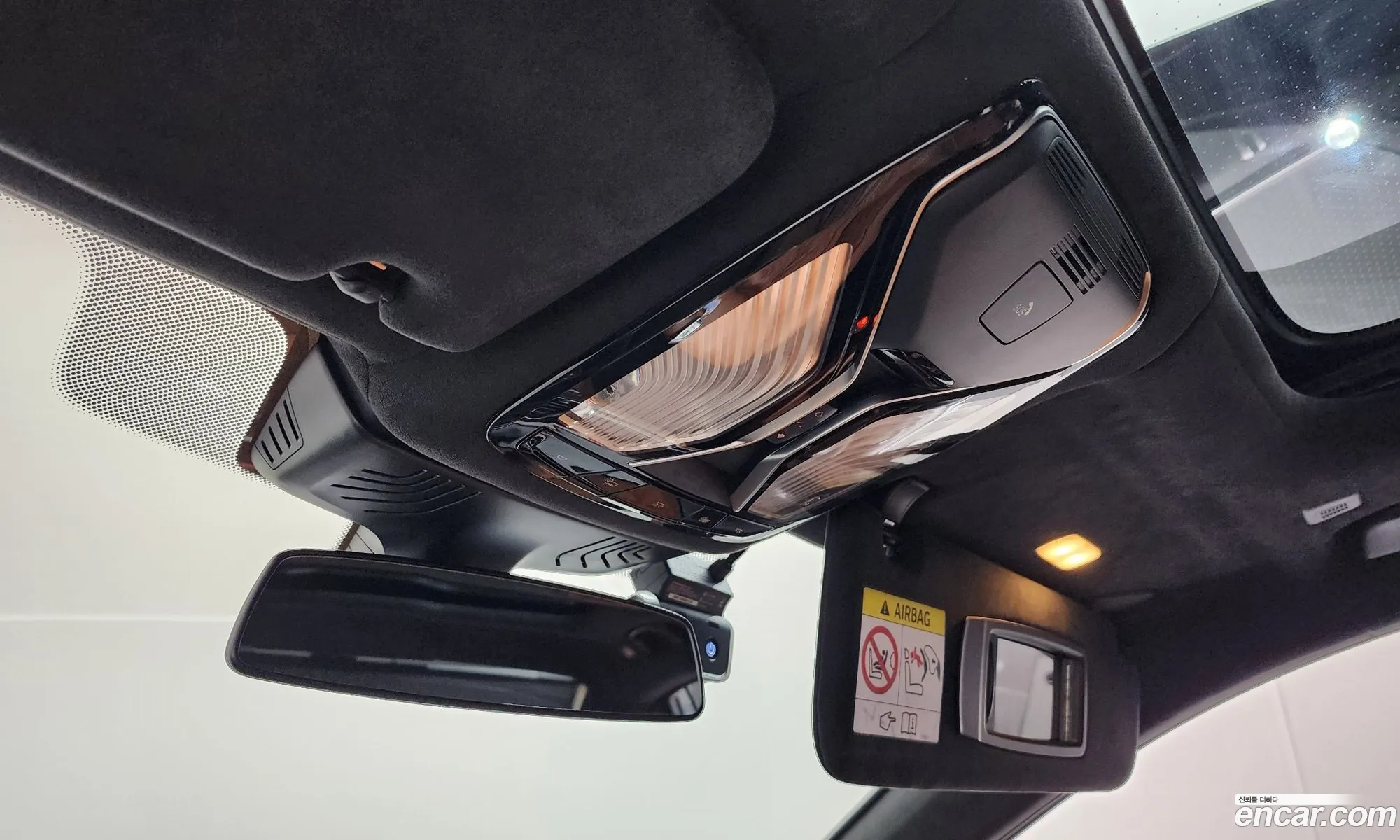BMW 7 Series 2020 WBA7W2105MCF14762 — 25