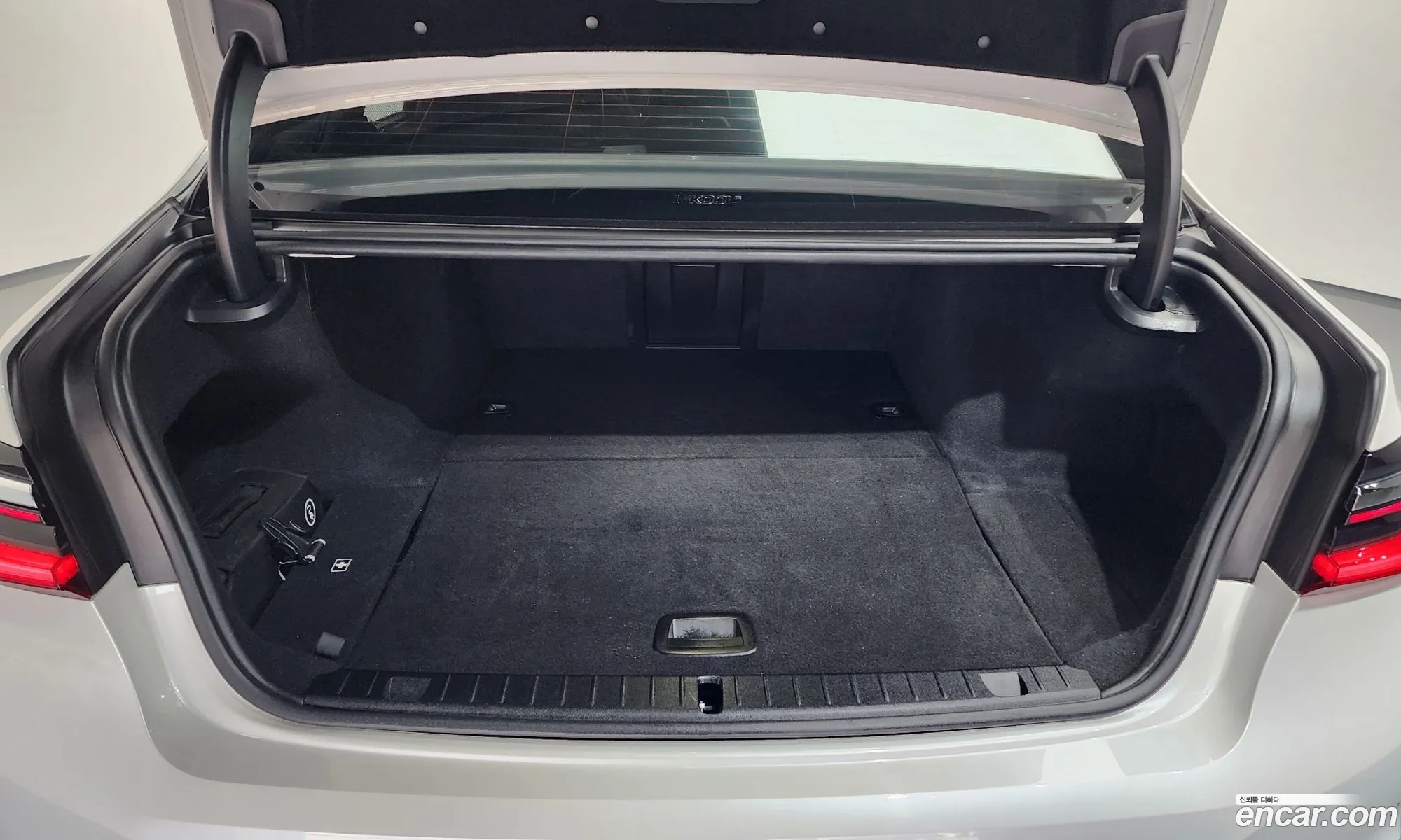BMW 7 Series 2020 WBA7W2105MCF14762 — 15