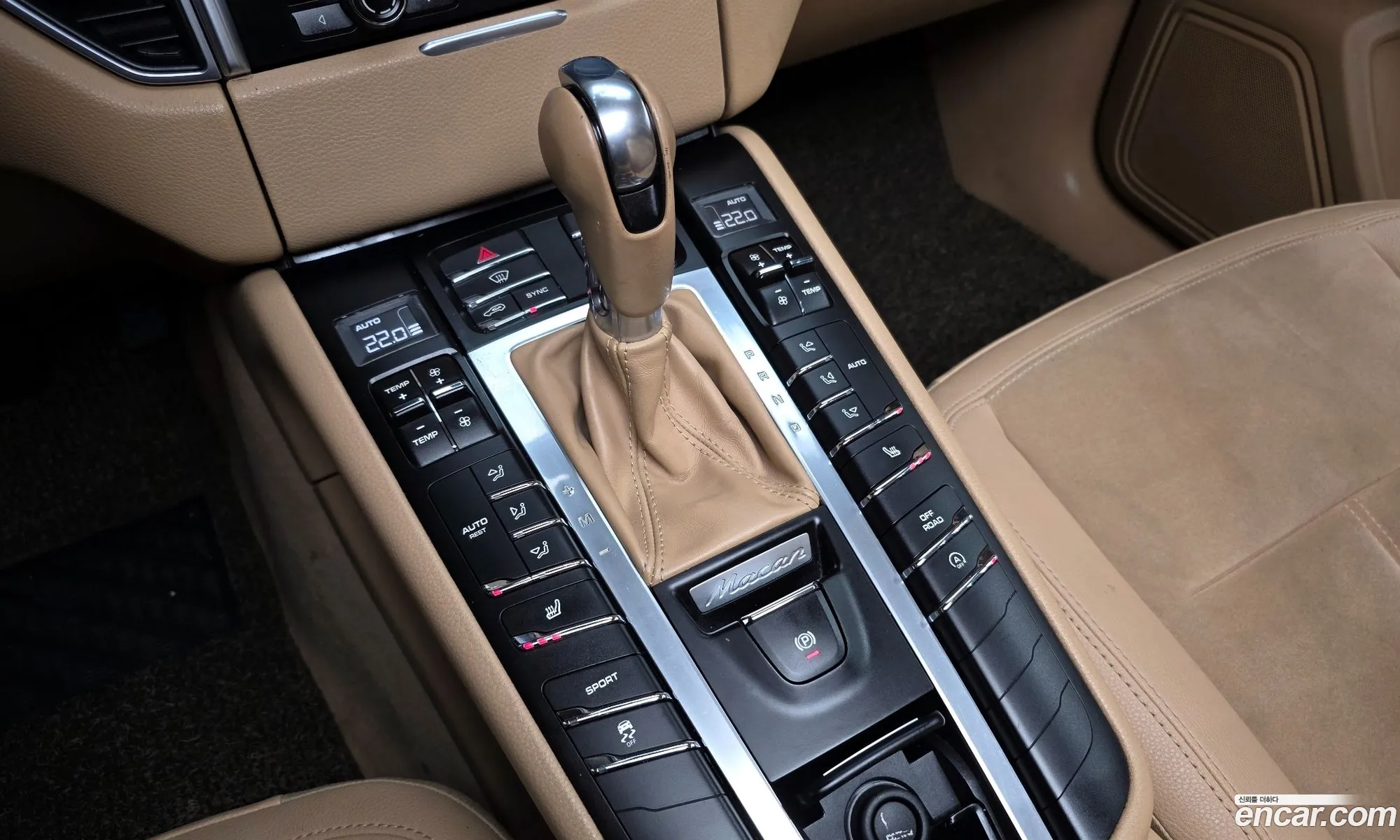 Porsche Macan 2015 WP1AA2951FLB04594 — 2