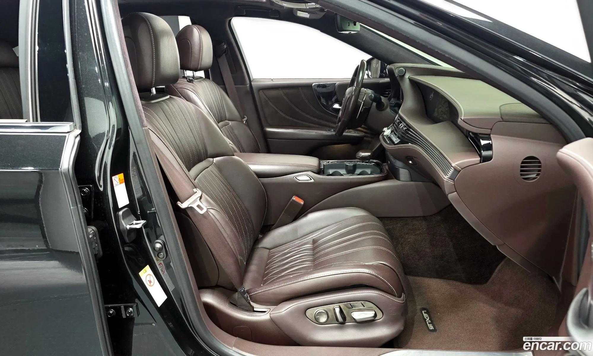 Lexus LS500h