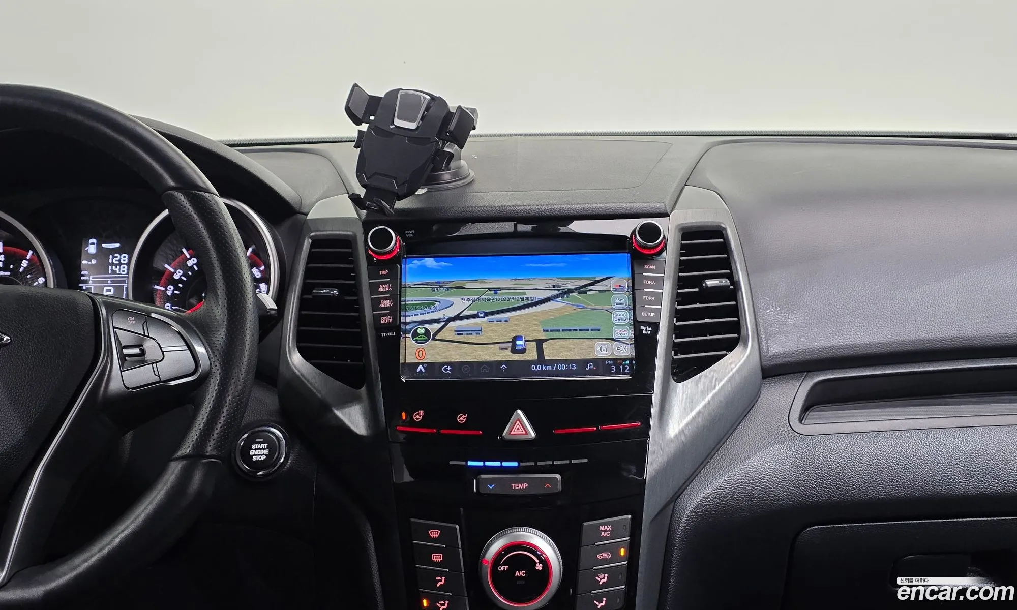 KG Mobility (SsangYong) Tivoli Armour 2019 — 16