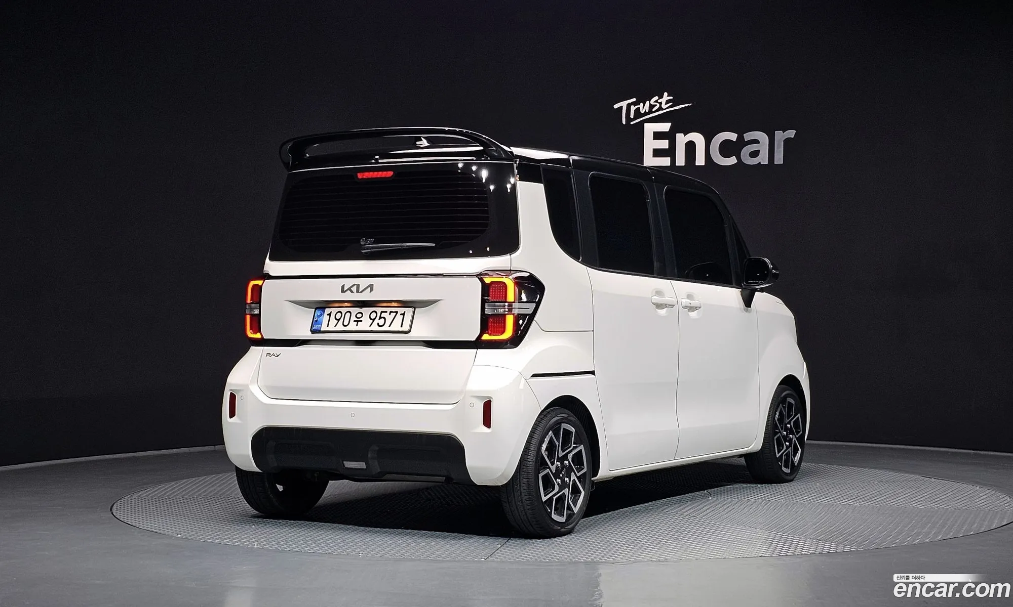 Kia Kia Ray 2023 — 24