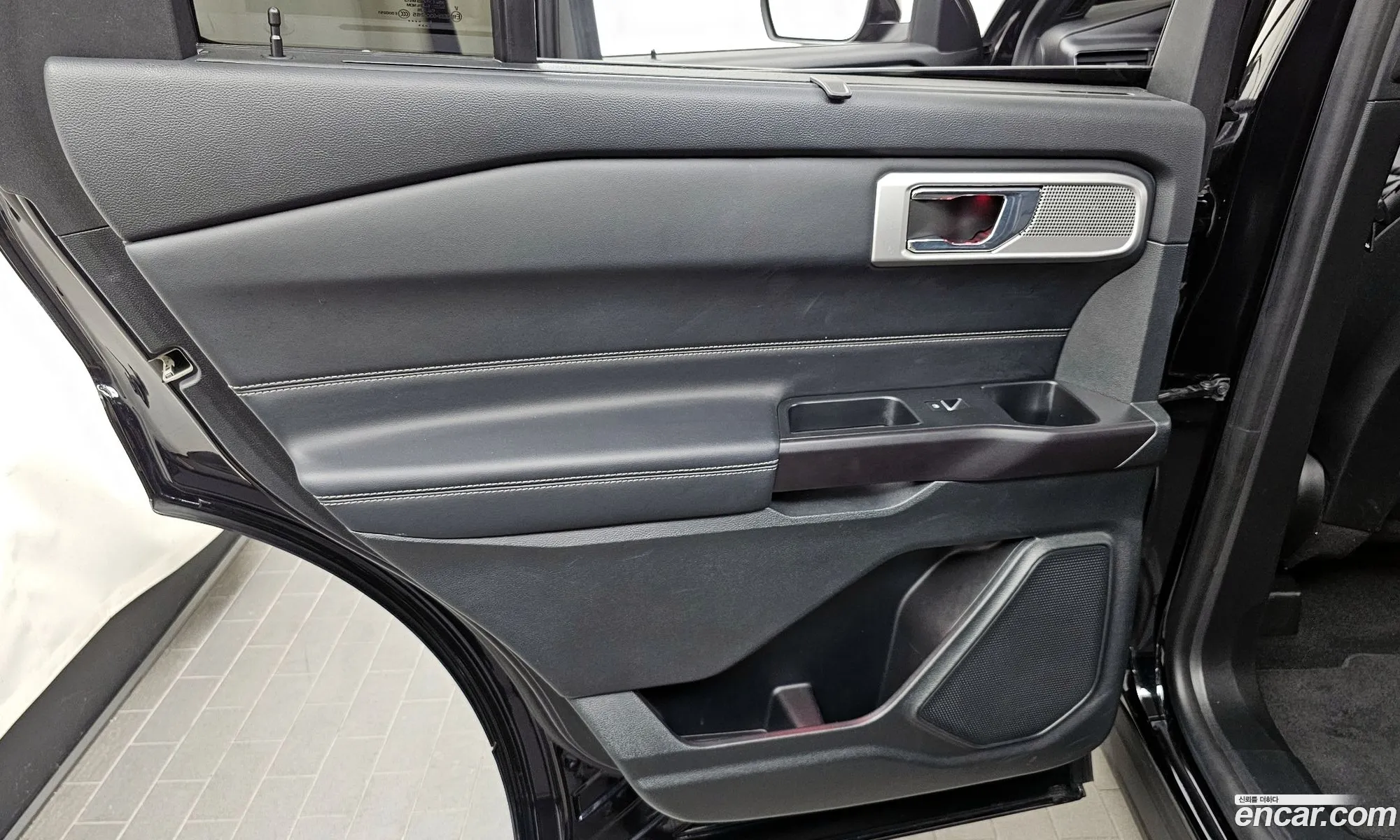 Ford Explorer 6th Gen 2019 1FMSK8FH6LGA86744 — 27