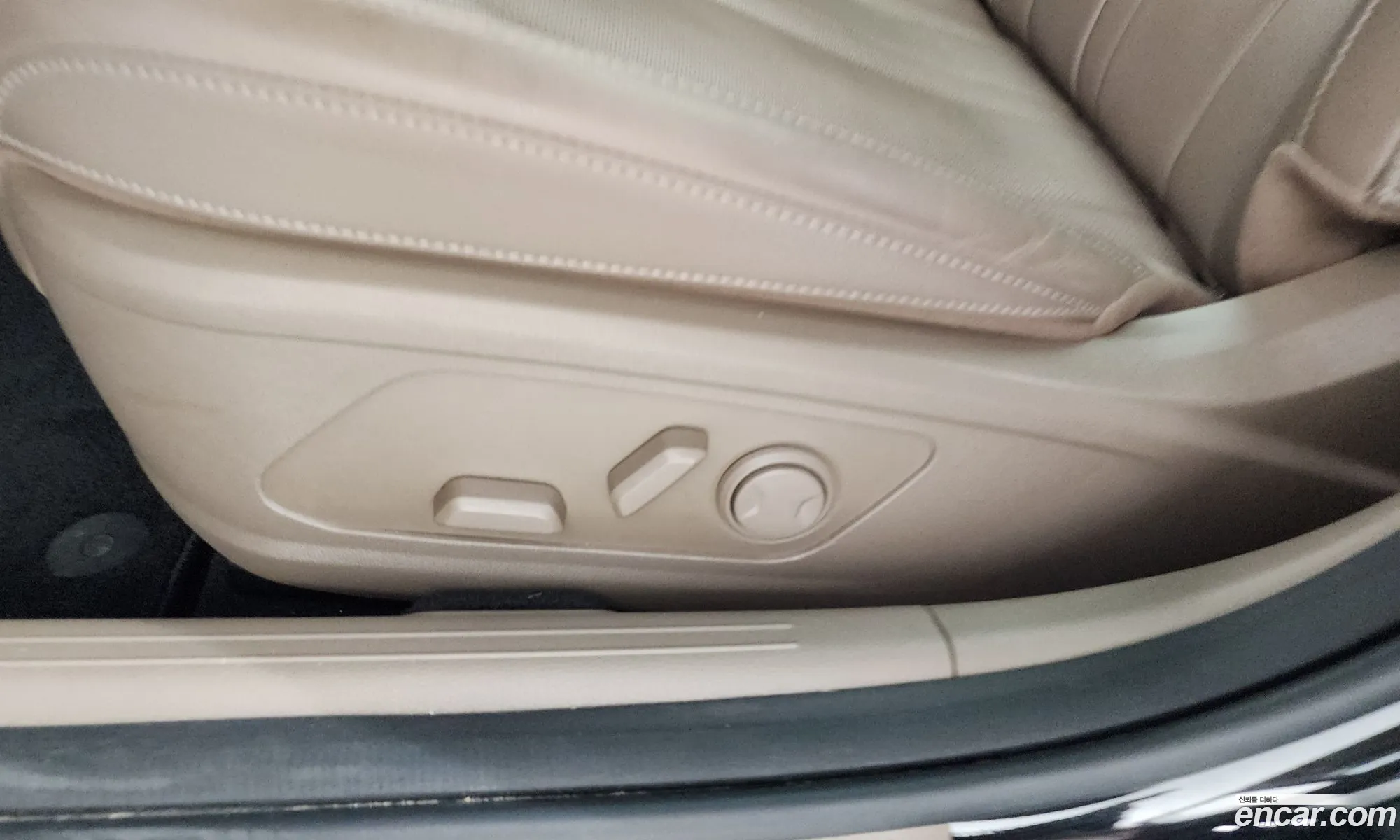 Kia K8 Hybrid 2022 — 36