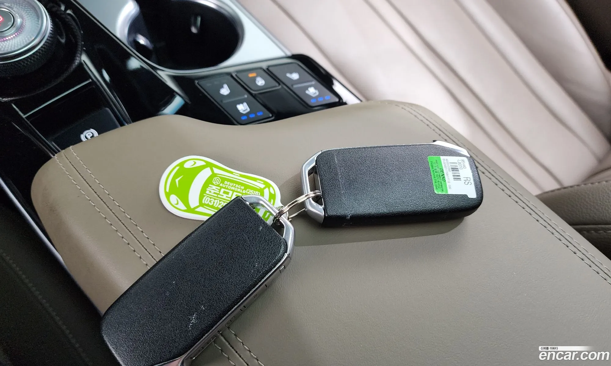 Kia K8 Hybrid 2022 — 9