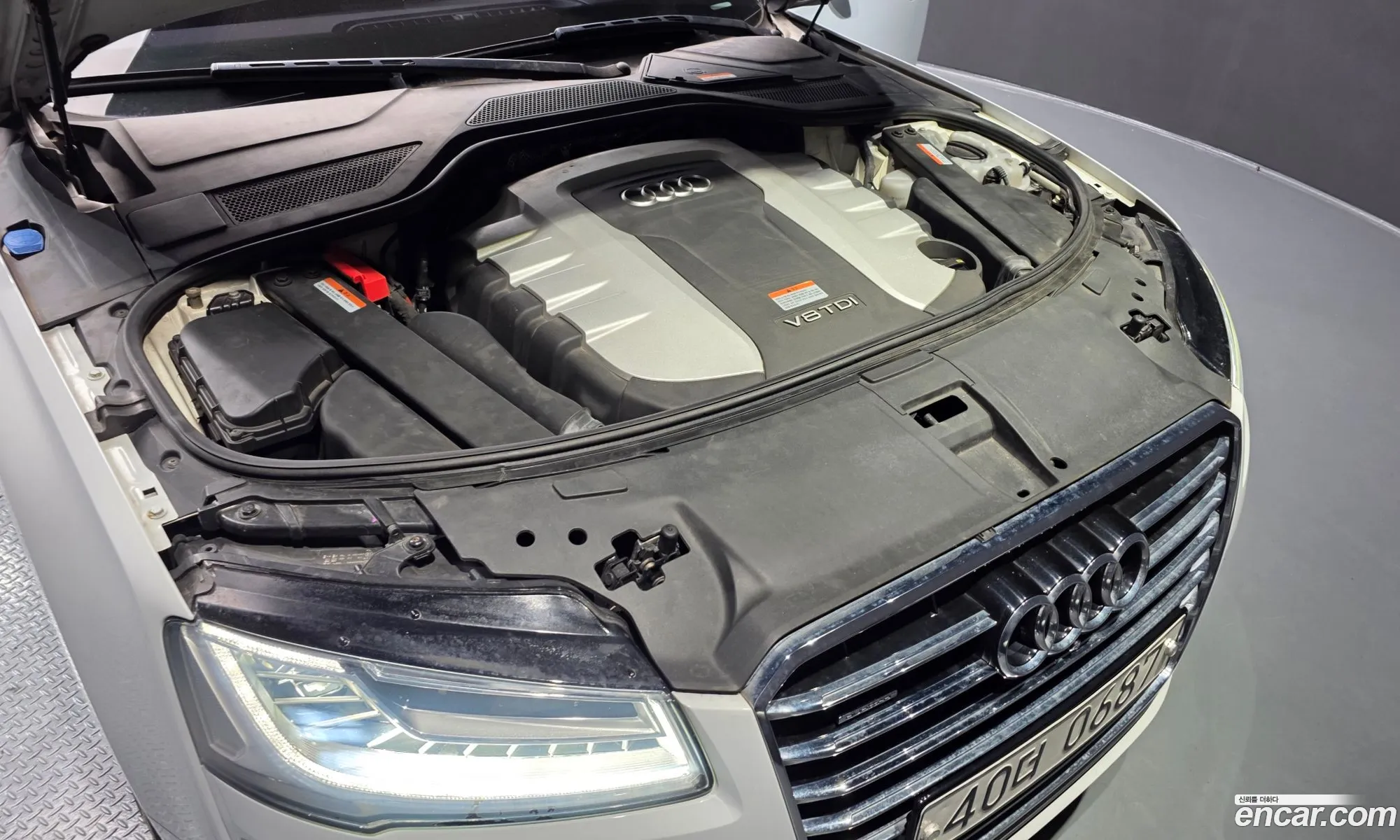 Audi A8 2015 WAUZZZ4H0FN036362 — 18