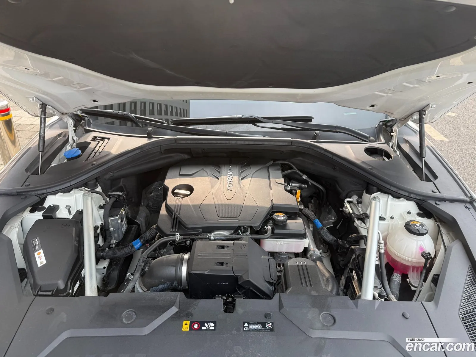 Genesis GV70 2021 — 17