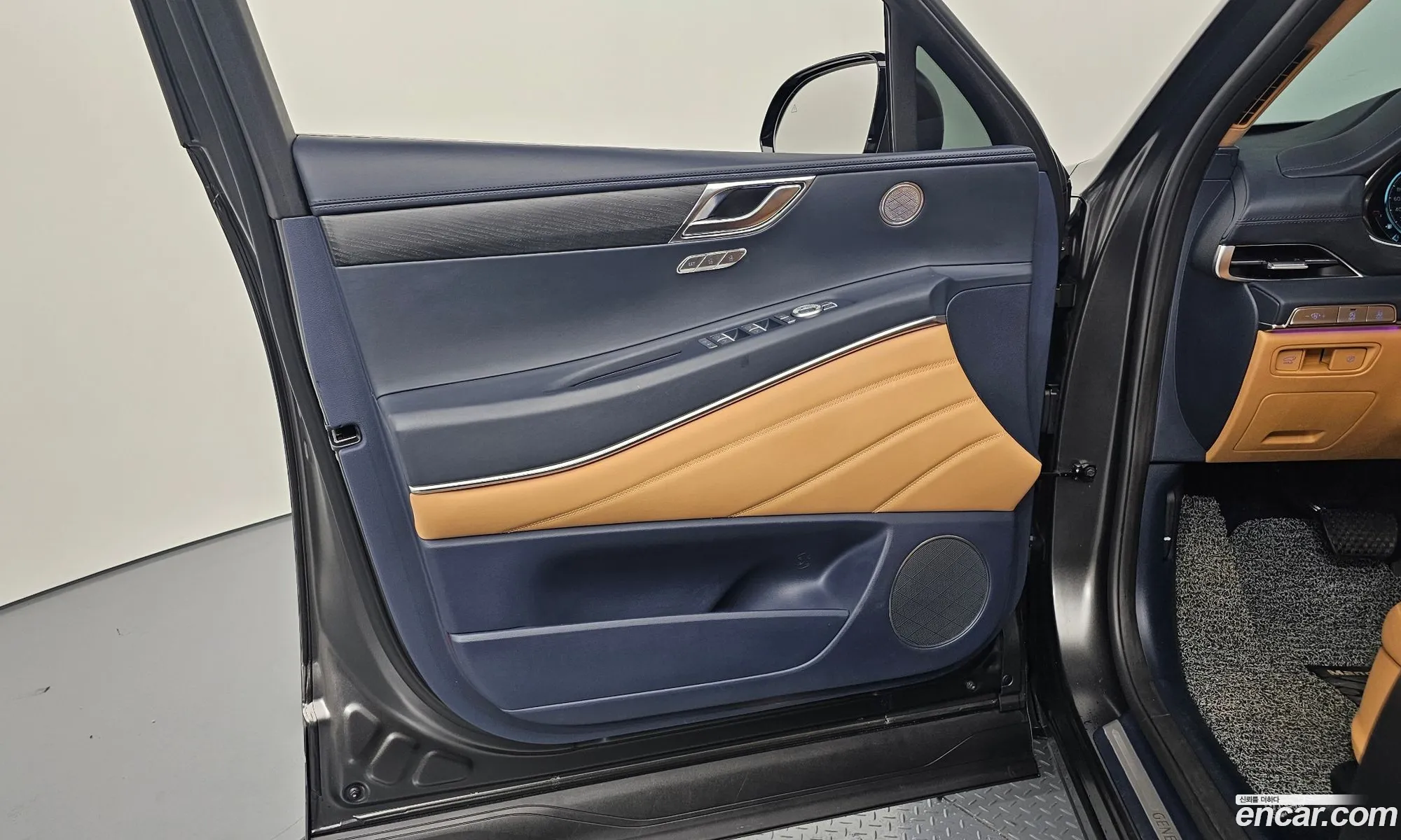 Genesis GV80 2023 — 16