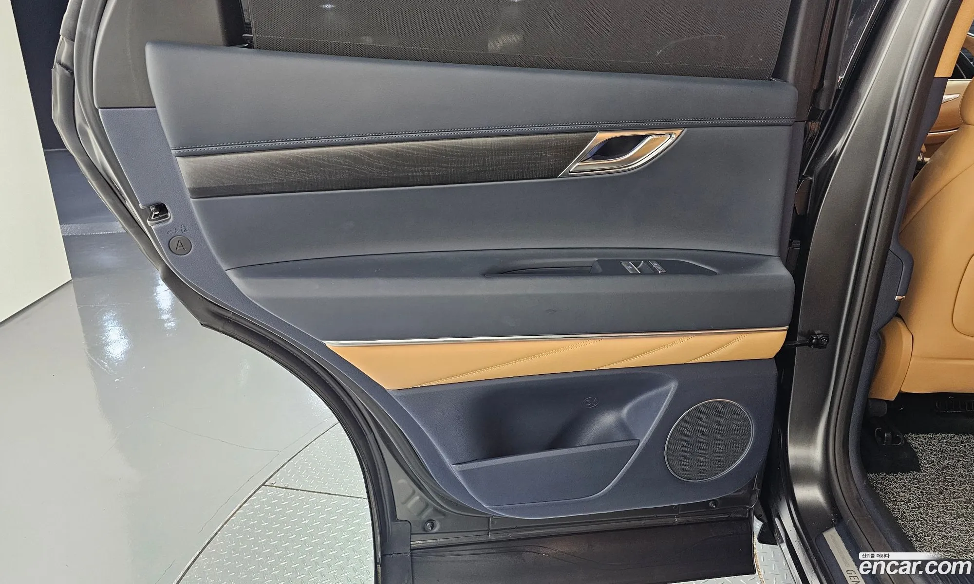 Genesis GV80 2023 — 13