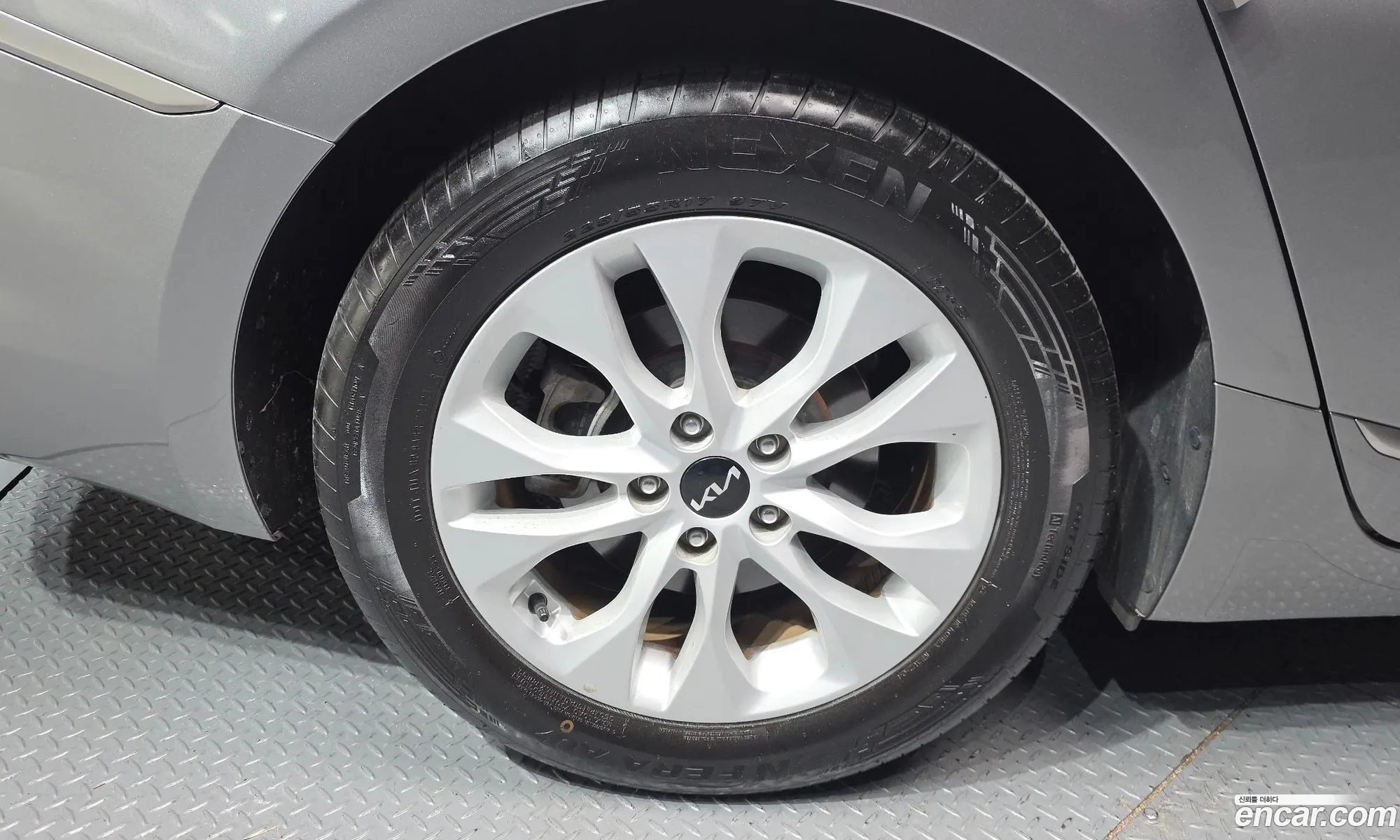 Kia K8 2021 — 21