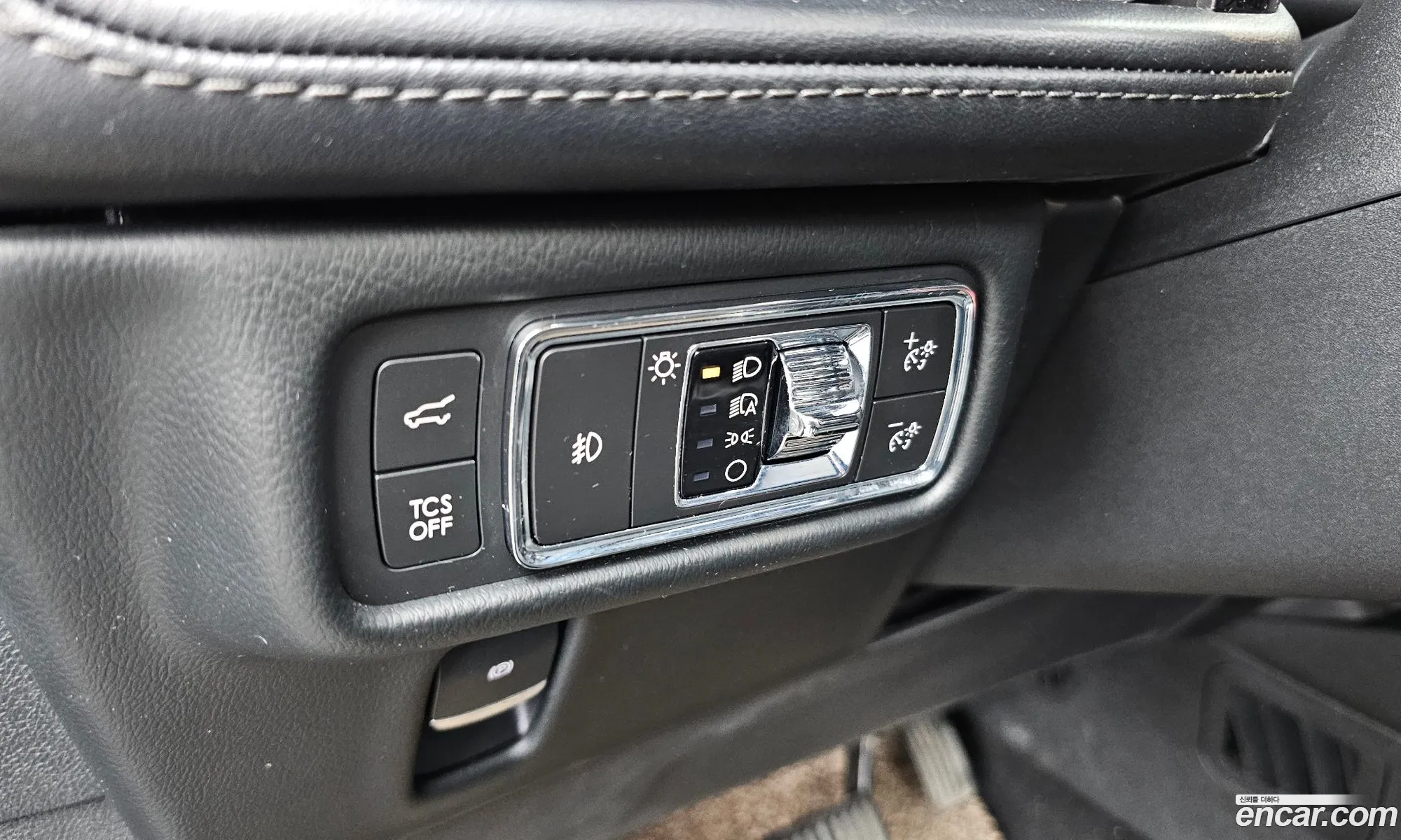 Lincoln Nautilus 2022 2LMPJ8KP2NBL01301 — 6