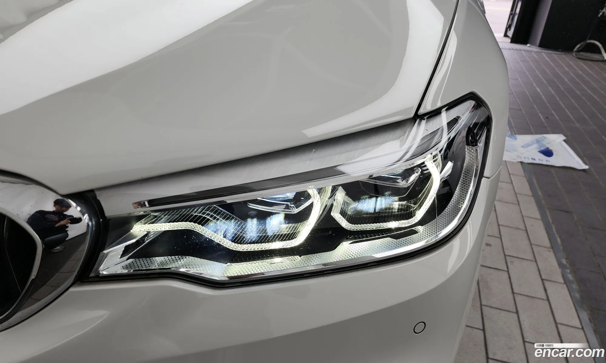BMW 5 Series 2017 WBAJD9104JWC11597 — 9