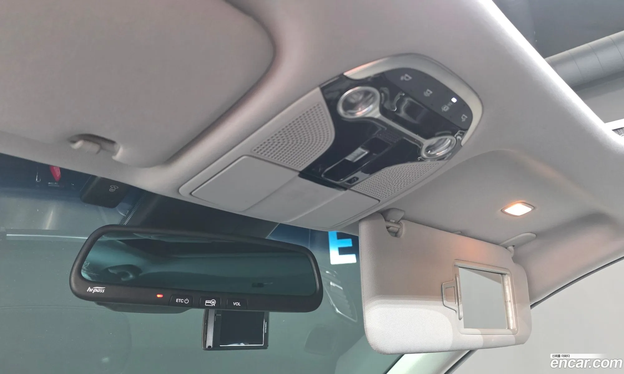 Hyundai Grandeur IG Hybrid 2017 — 2