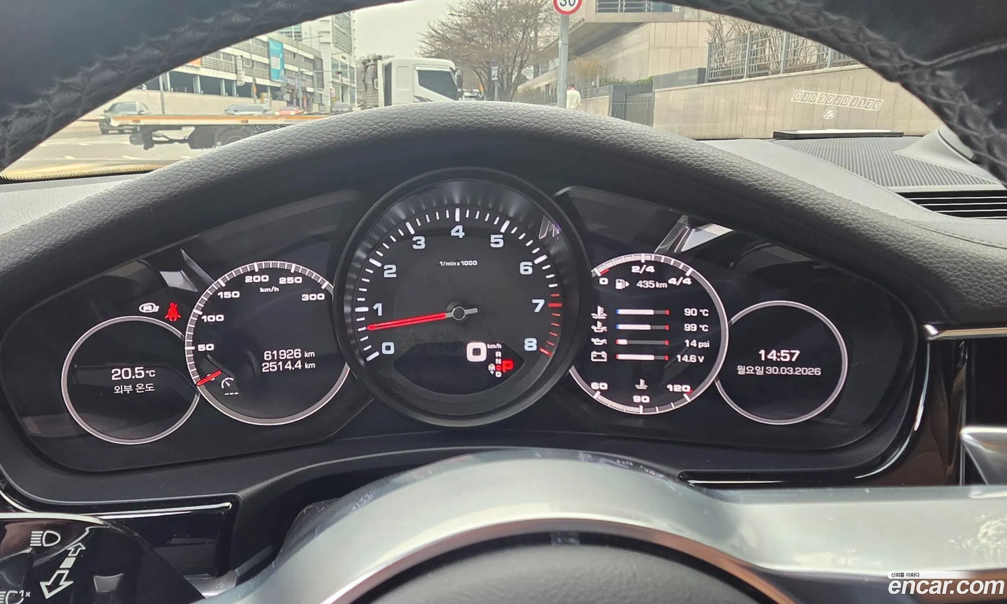 Porsche Panamera 2018 — 14