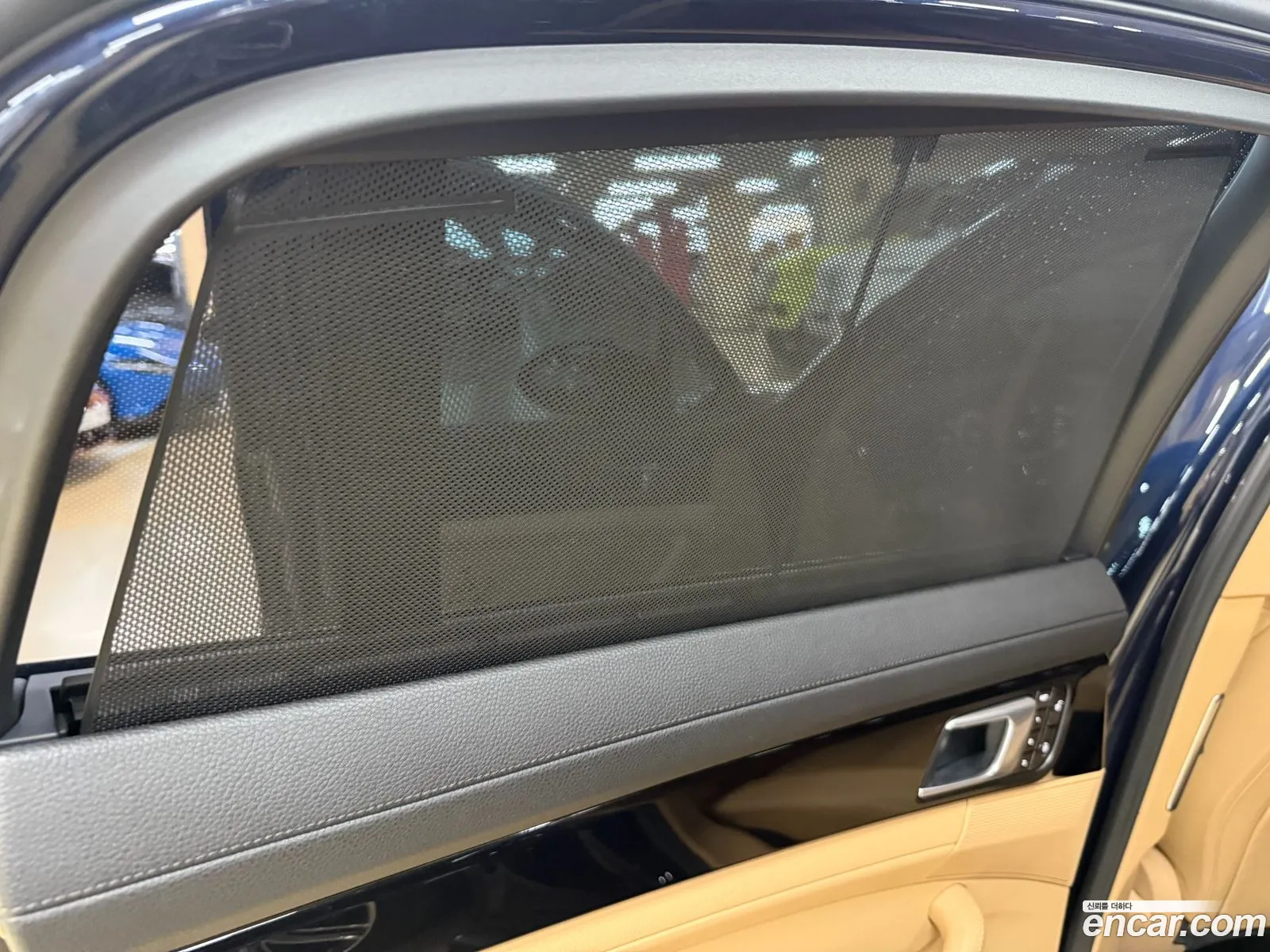 Porsche Panamera 2018 — 19
