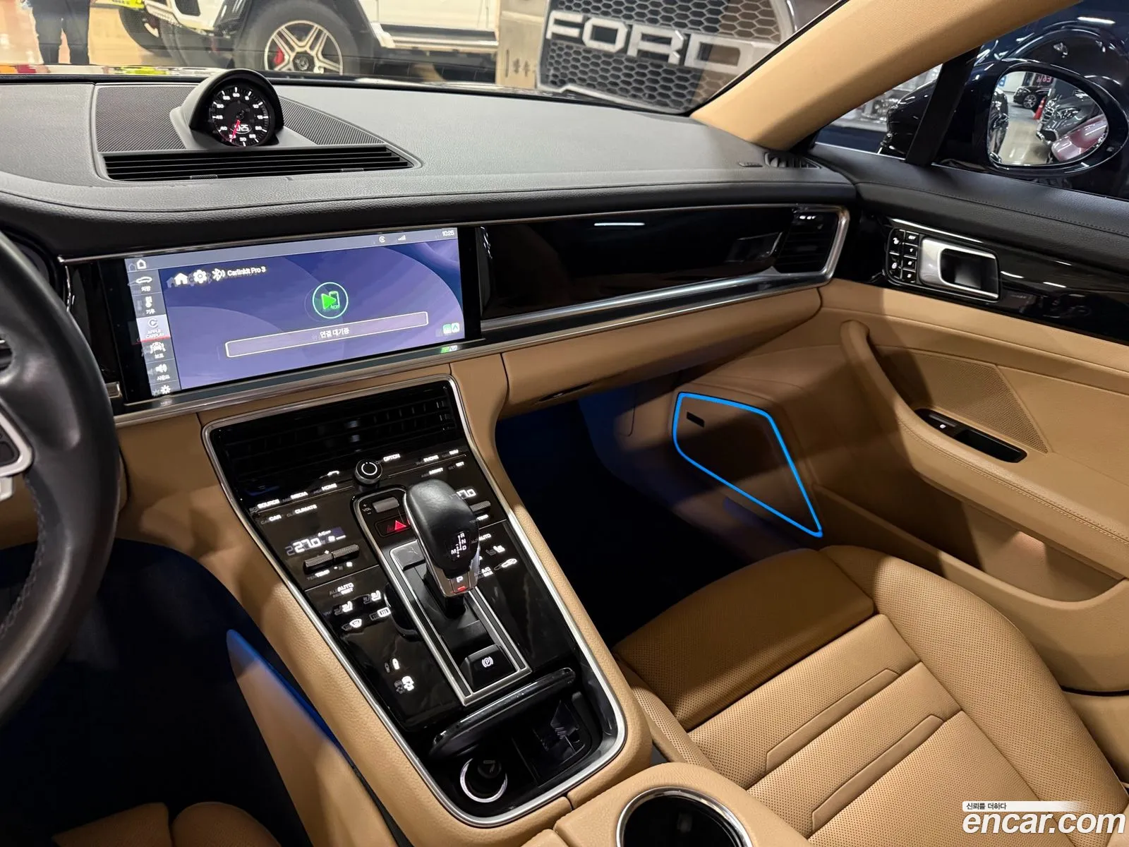 Porsche Panamera 2018 — 10