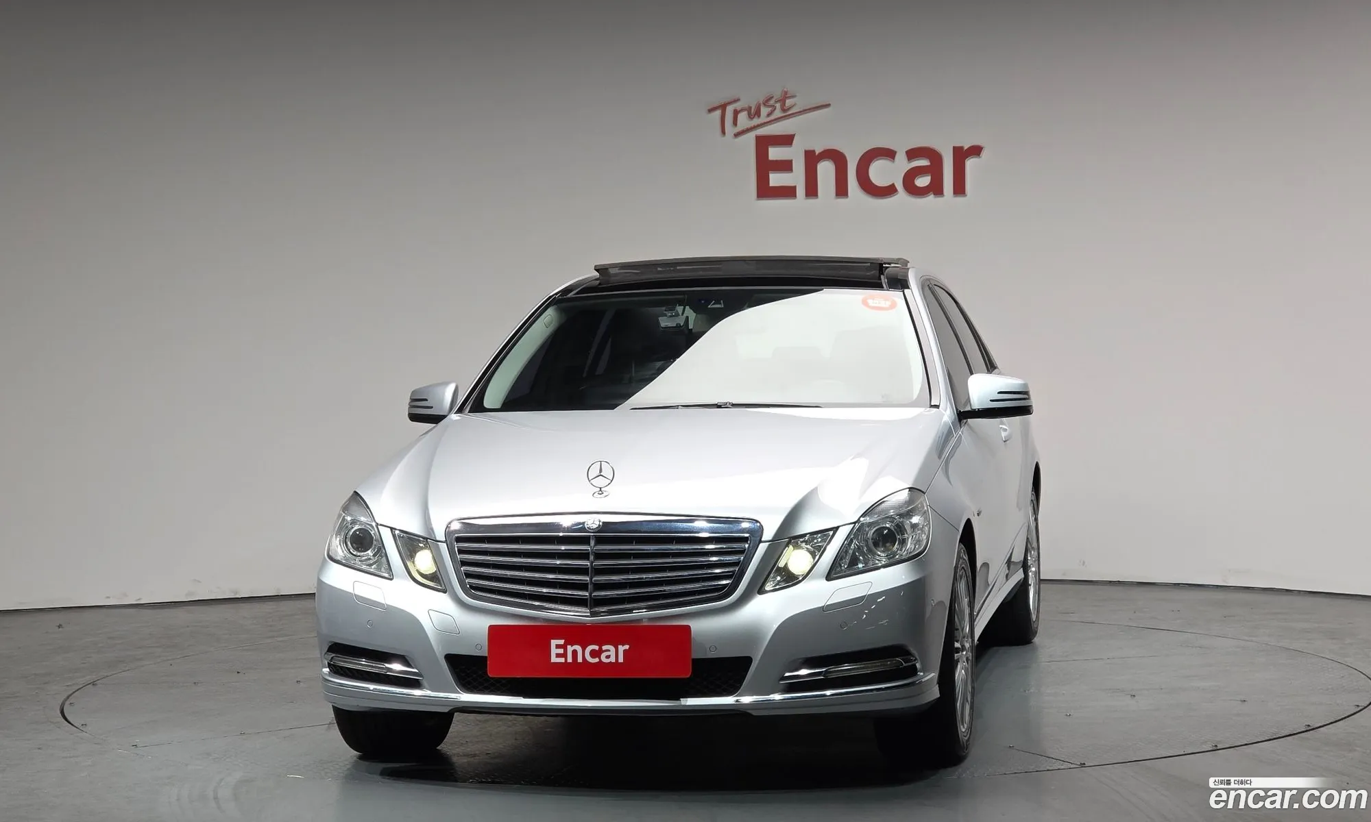 Mercedes-Benz E-Class W212 2012 WDDHF5FB7CA630030 — 23