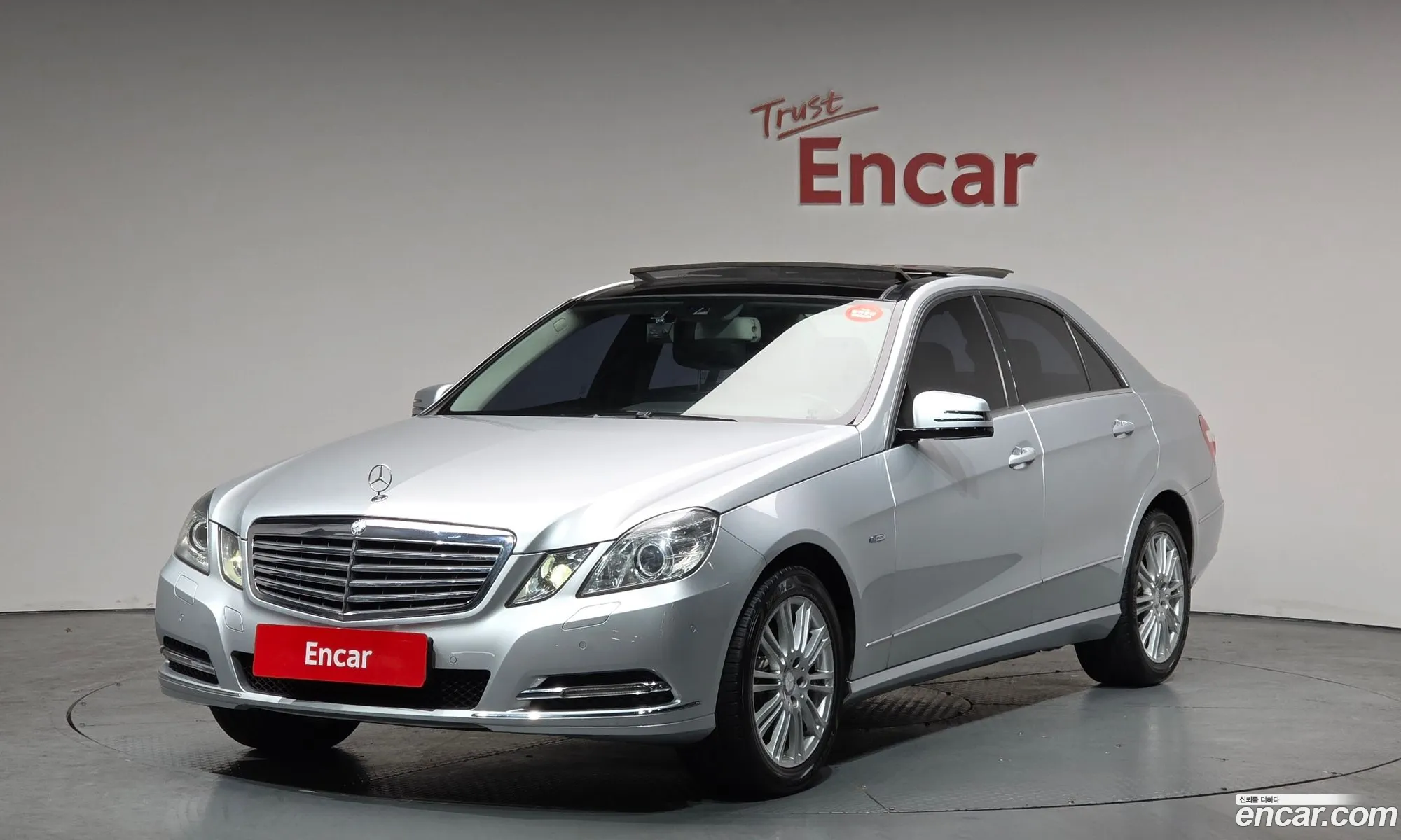 Mercedes-Benz E-Class W212 2012 WDDHF5FB7CA630030 — 29