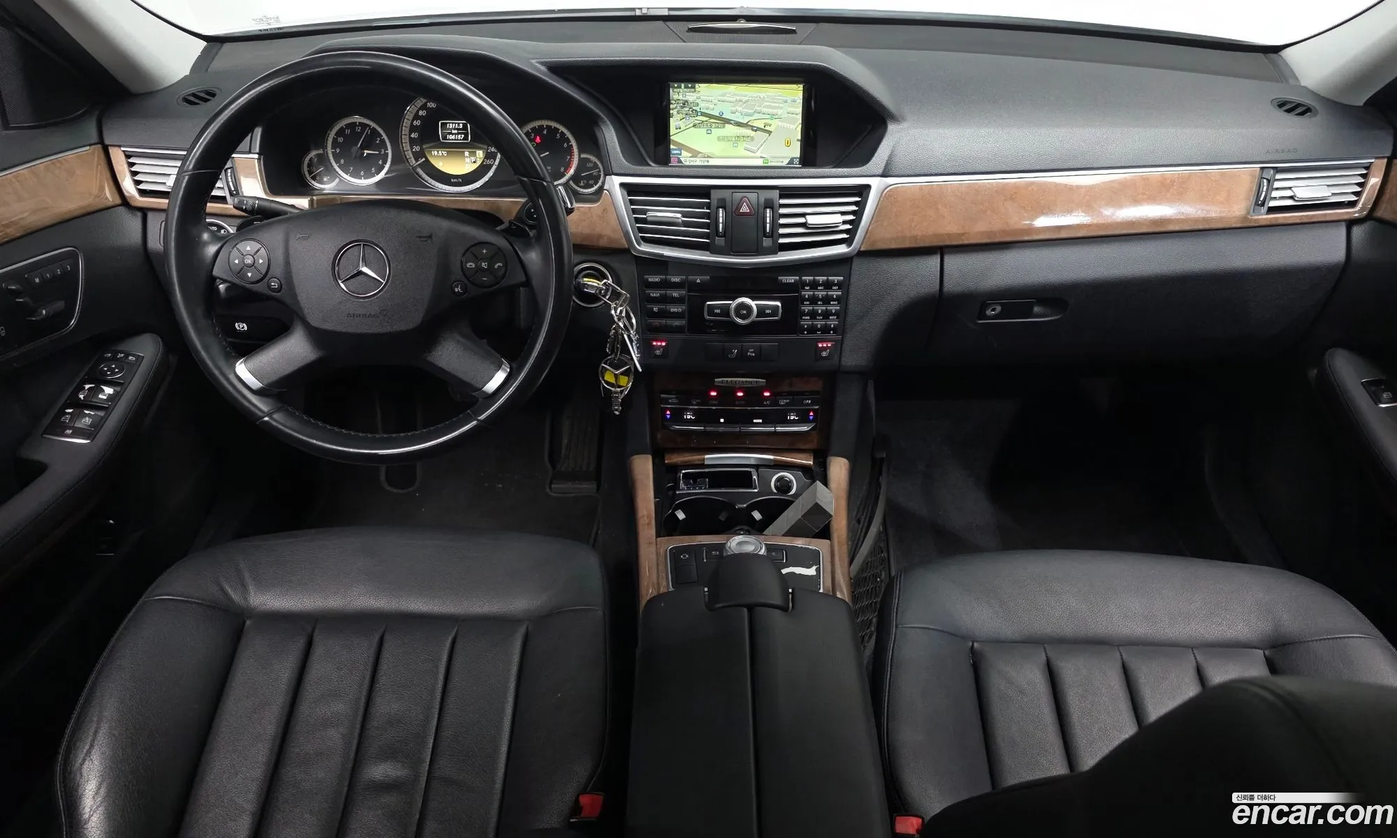Mercedes-Benz E-Class W212 2012 WDDHF5FB7CA630030 — 4